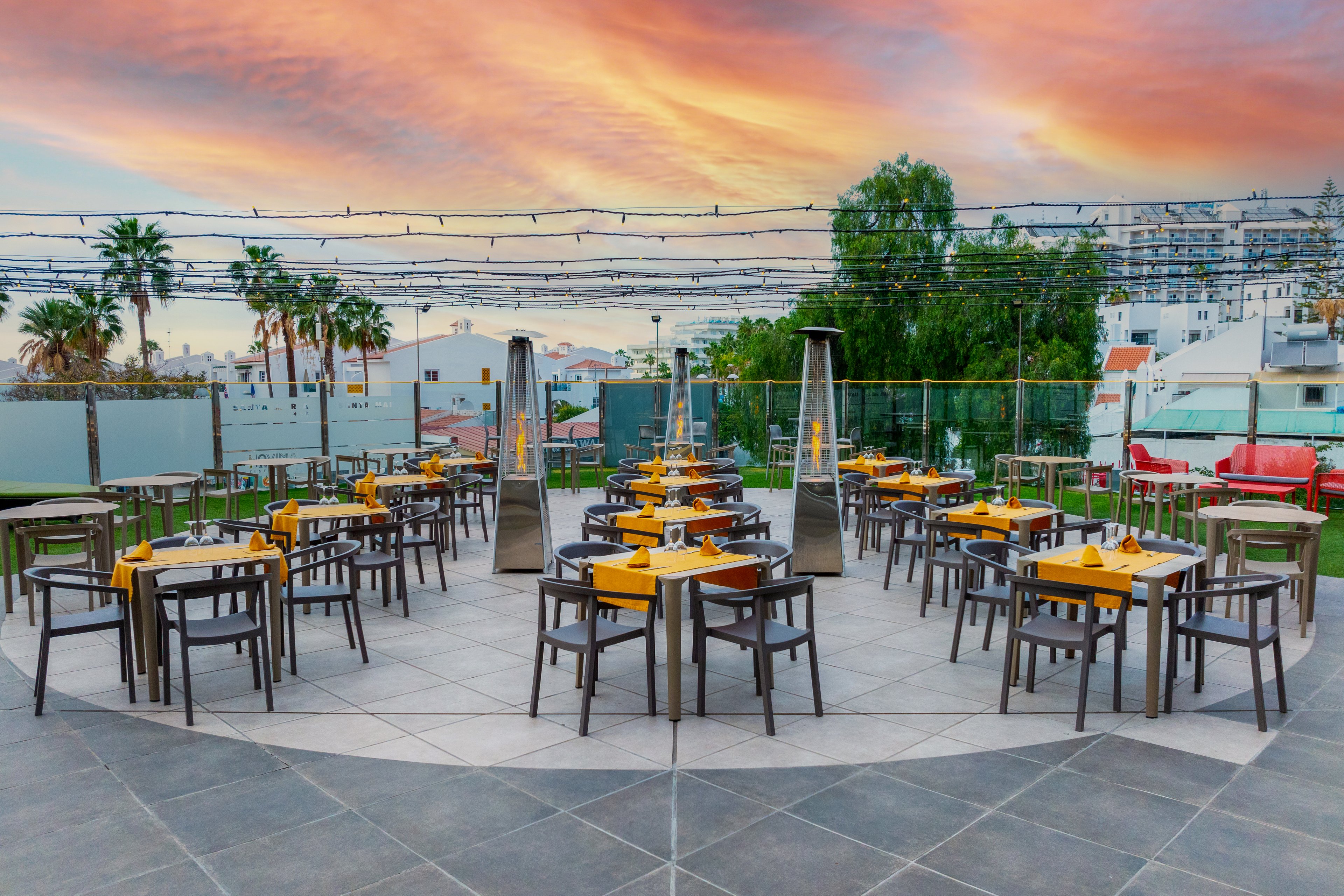 HOVIMA Santa Maria Aparthotel