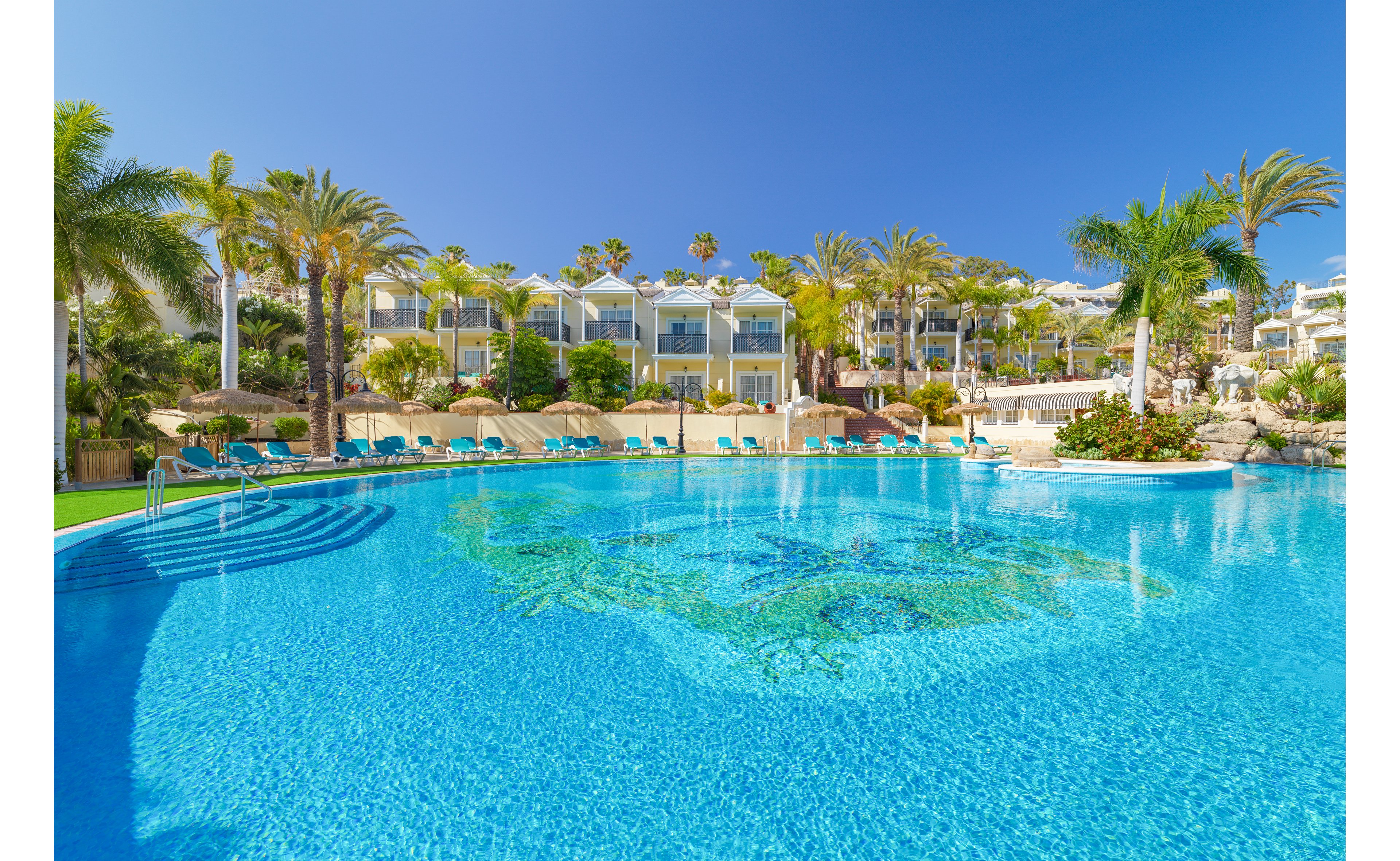 Gran Oasis Resort & Siam Park Waterpark