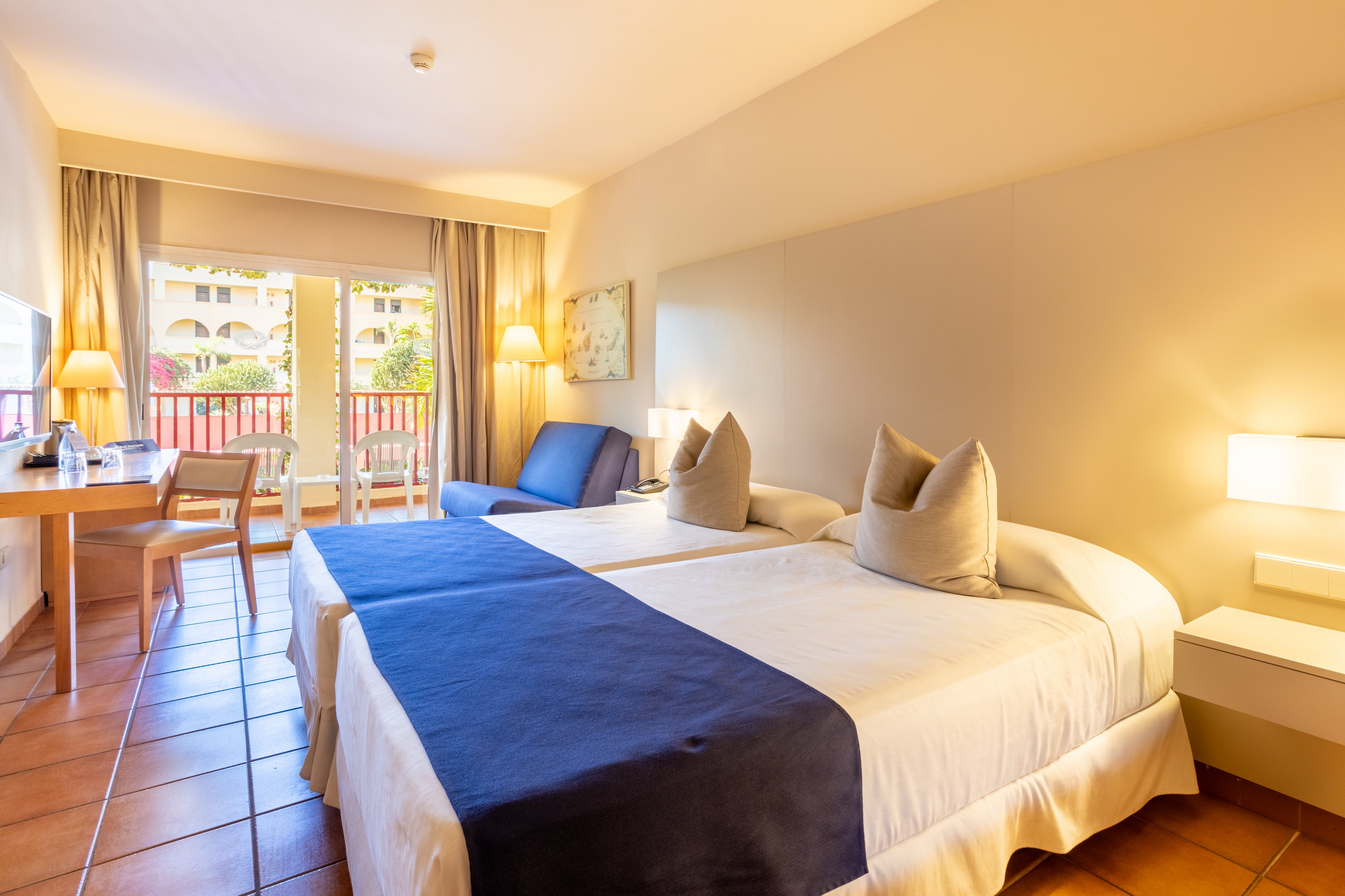 Hotel Best Jacaranda & Siam Park Waterpark