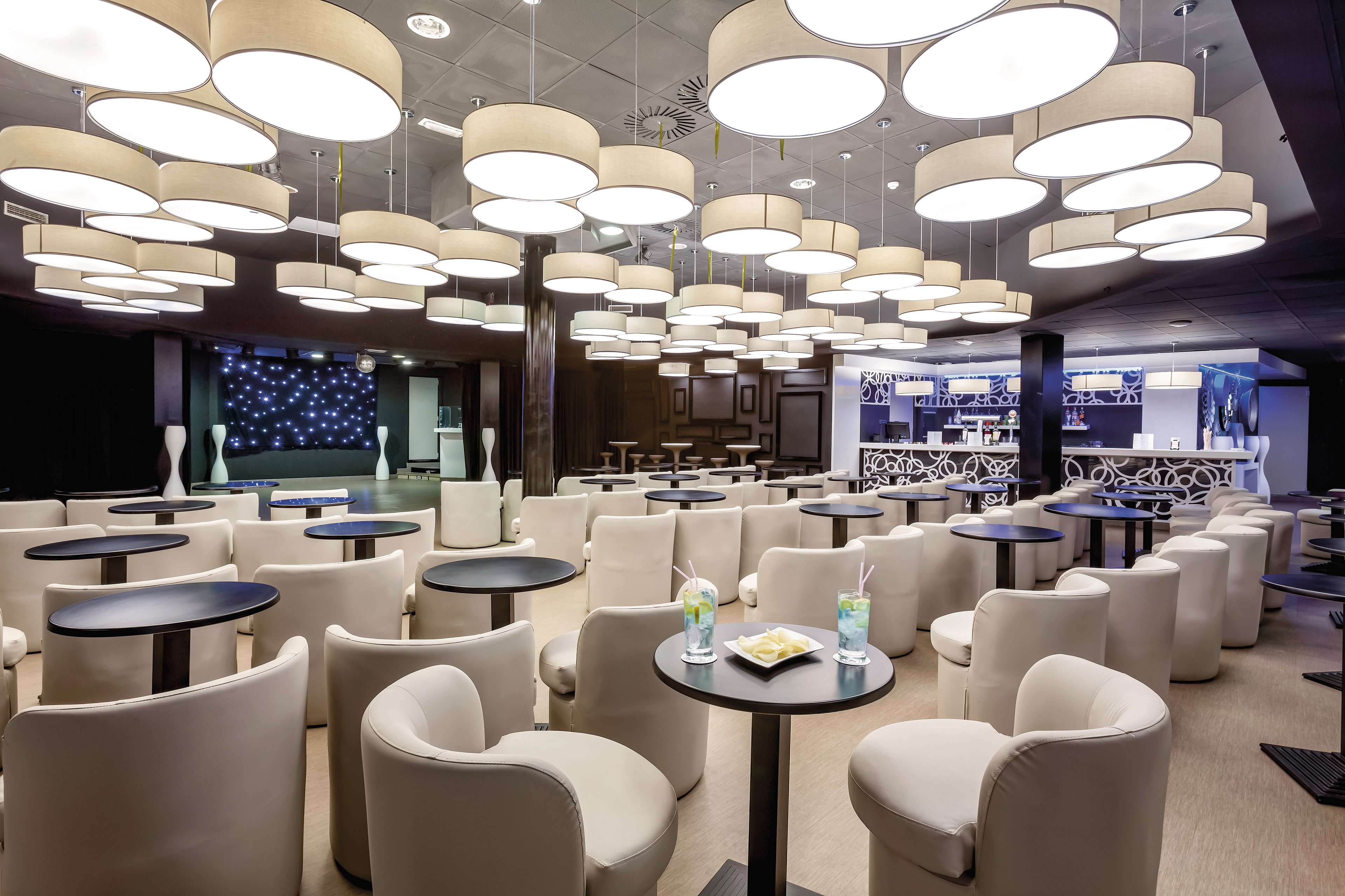 Playaolid Suites & Apartments