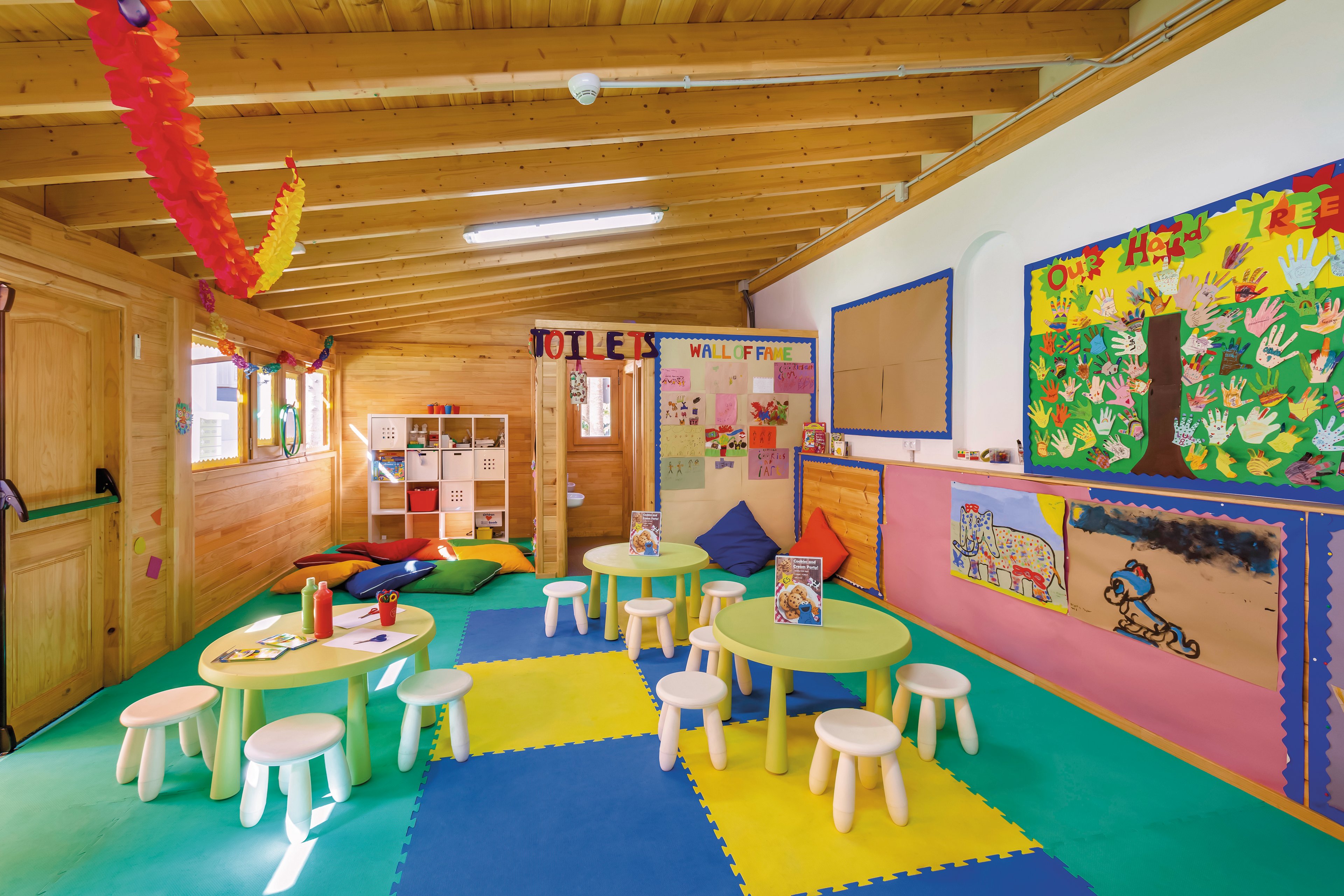 Playaolid Suites & Apartments