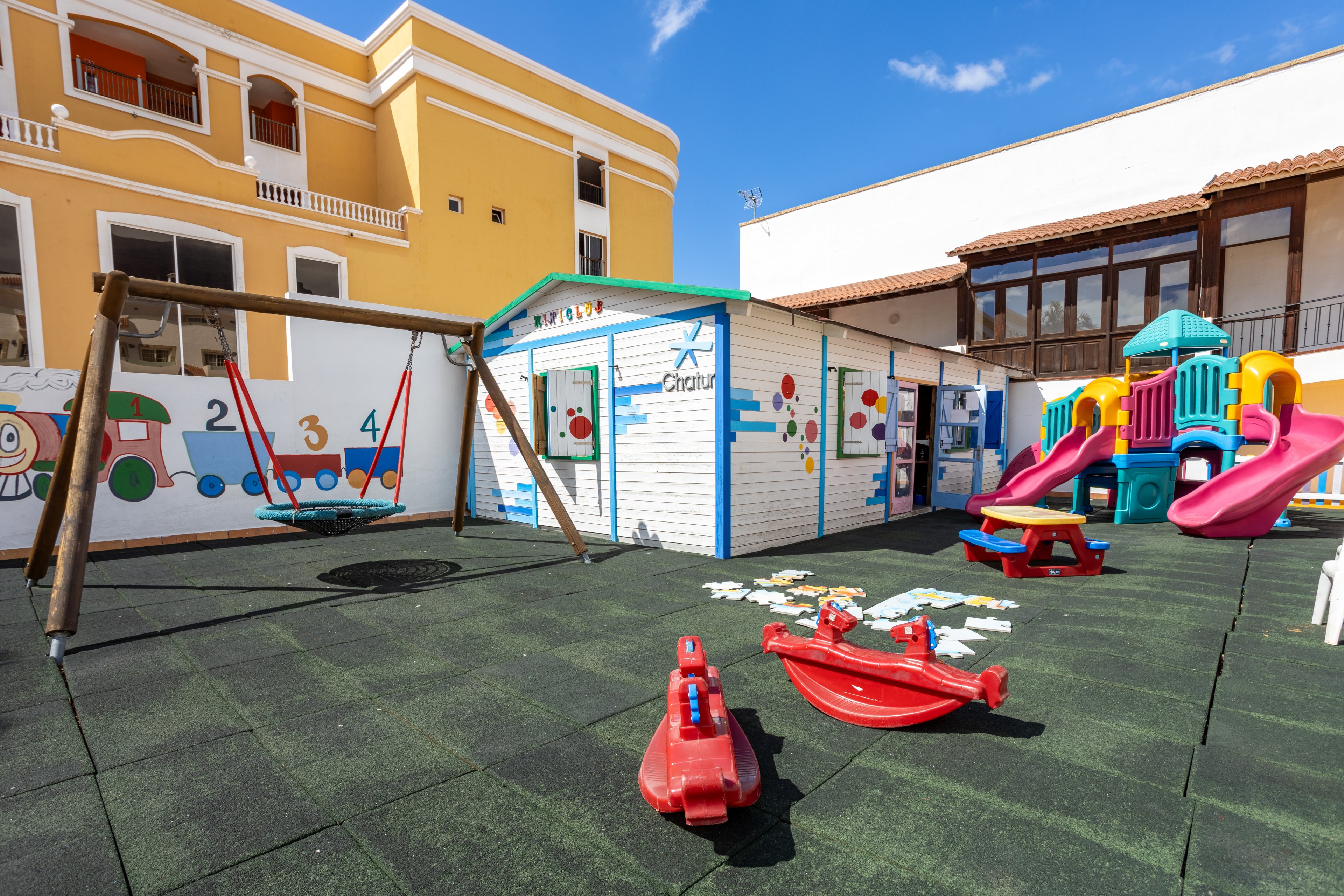 Chatur Playa Real Resort & Siam Park Waterpark