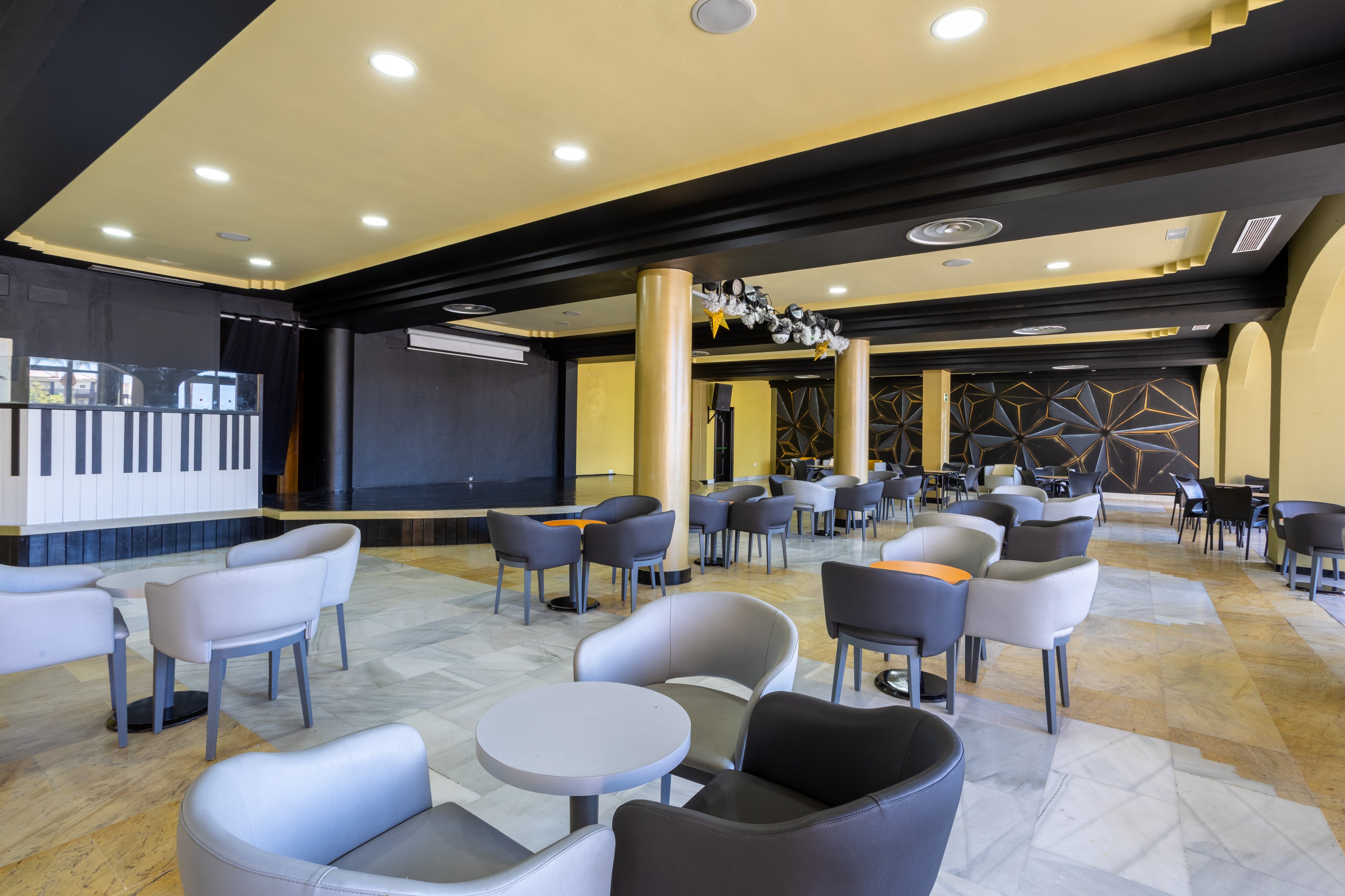 Chatur Playa Real Resort & Siam Park Waterpark