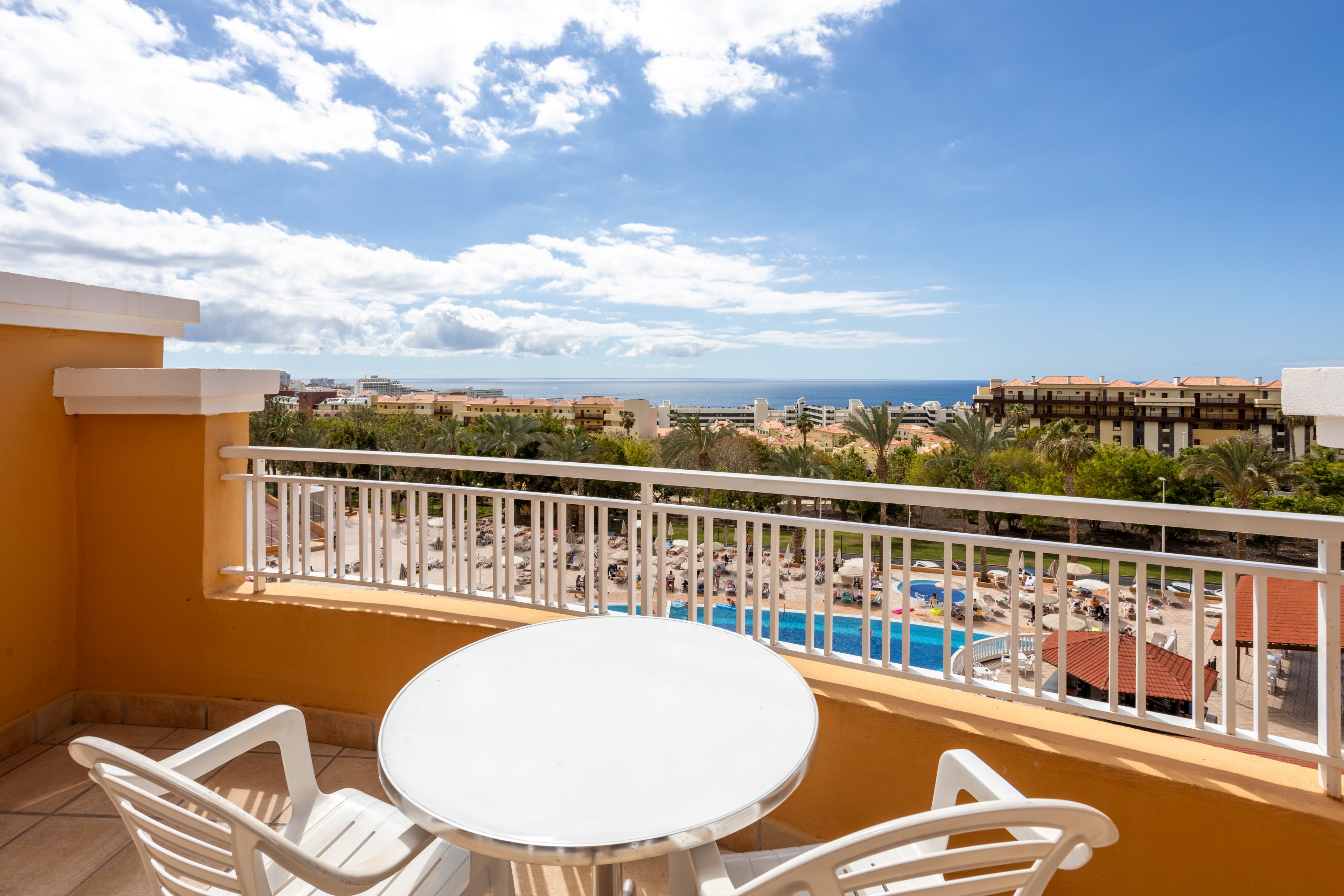 Chatur Playa Real Resort & Siam Park Waterpark