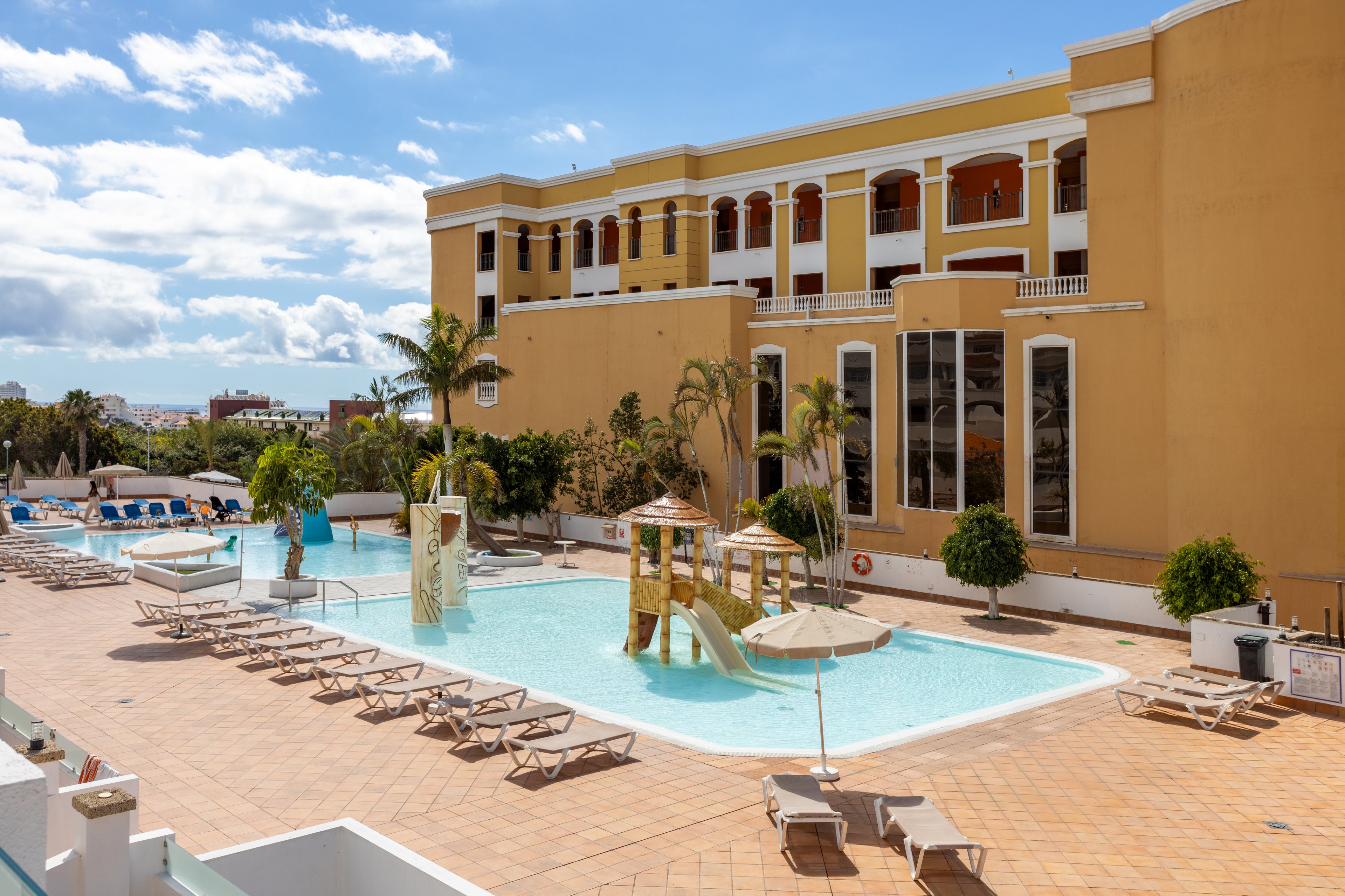 Chatur Playa Real Resort & Siam Park Waterpark