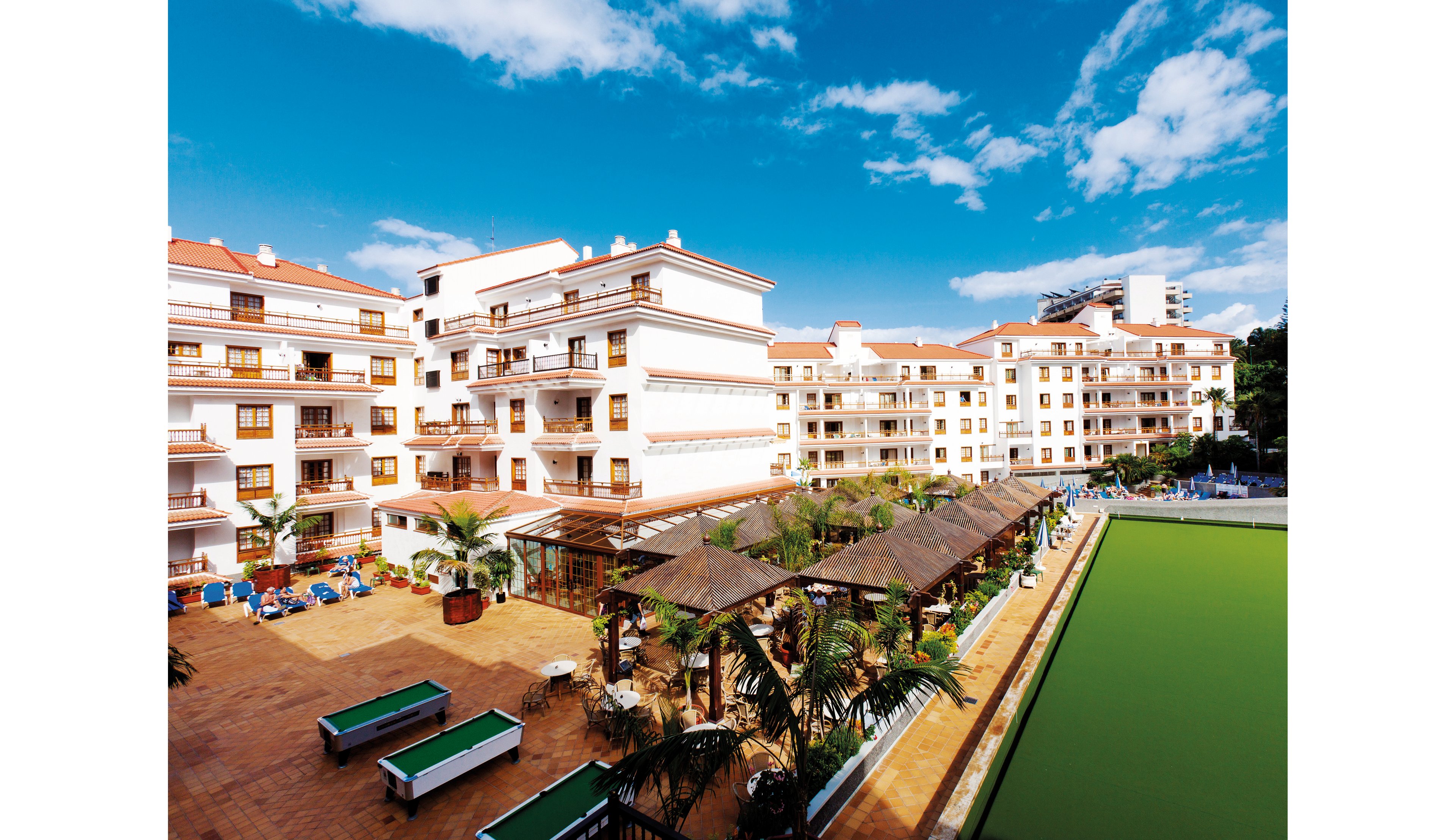 Casablanca Apartments