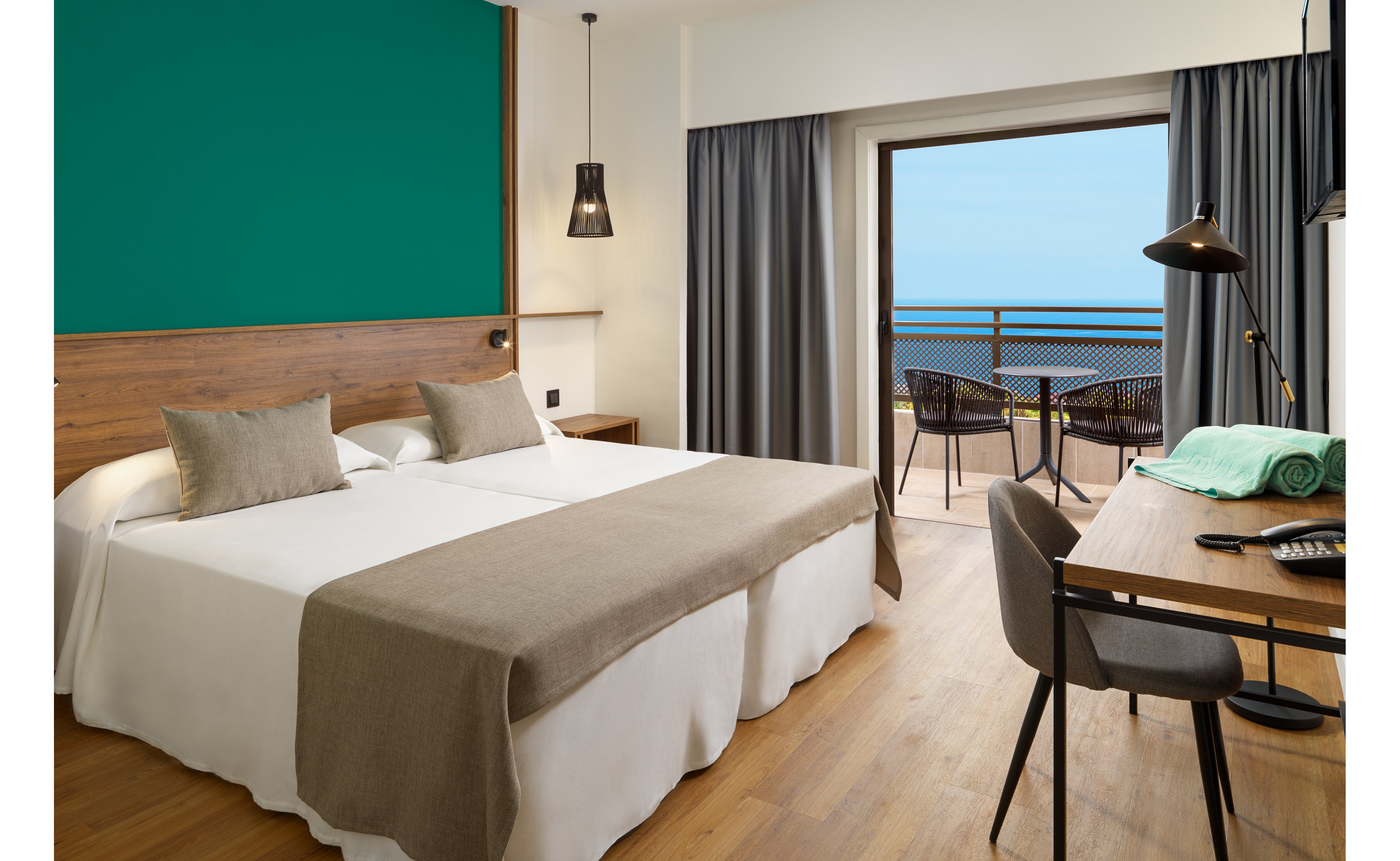 FERGUS Puerto de la Cruz