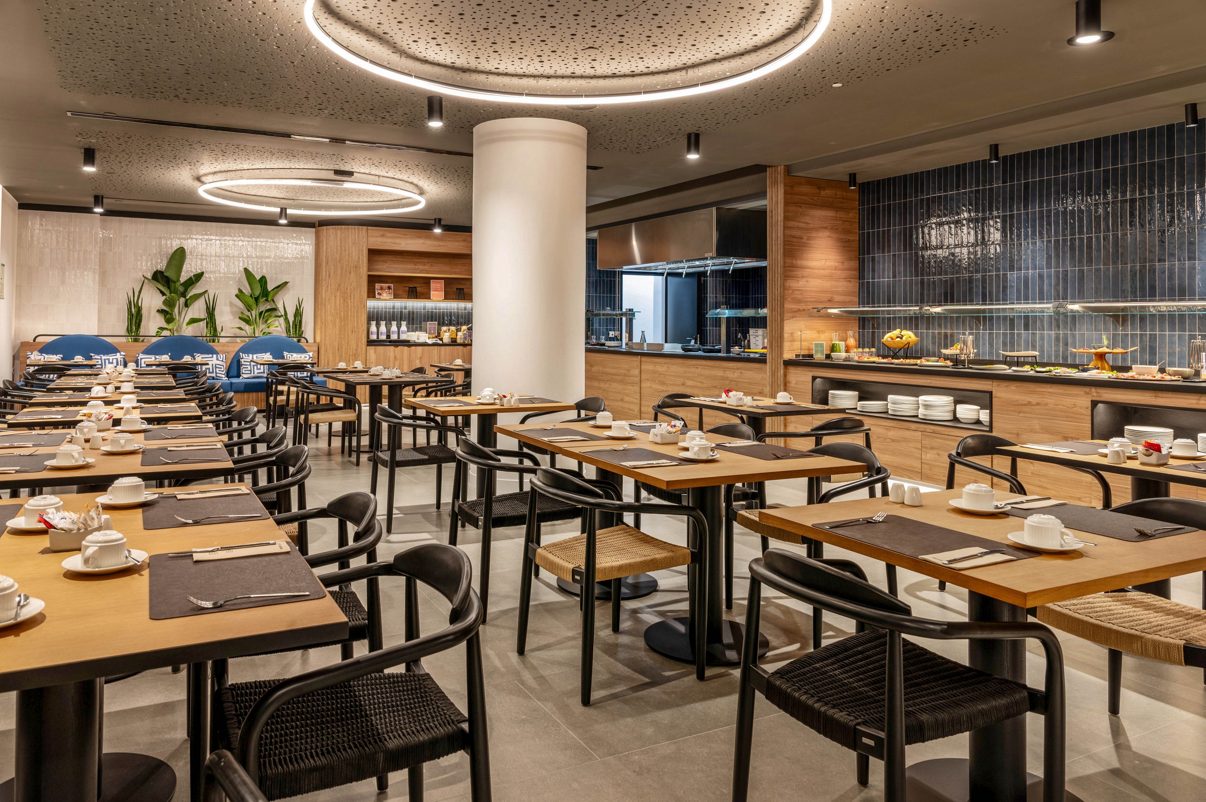 Barcelo Santa Cruz Contemporaneo