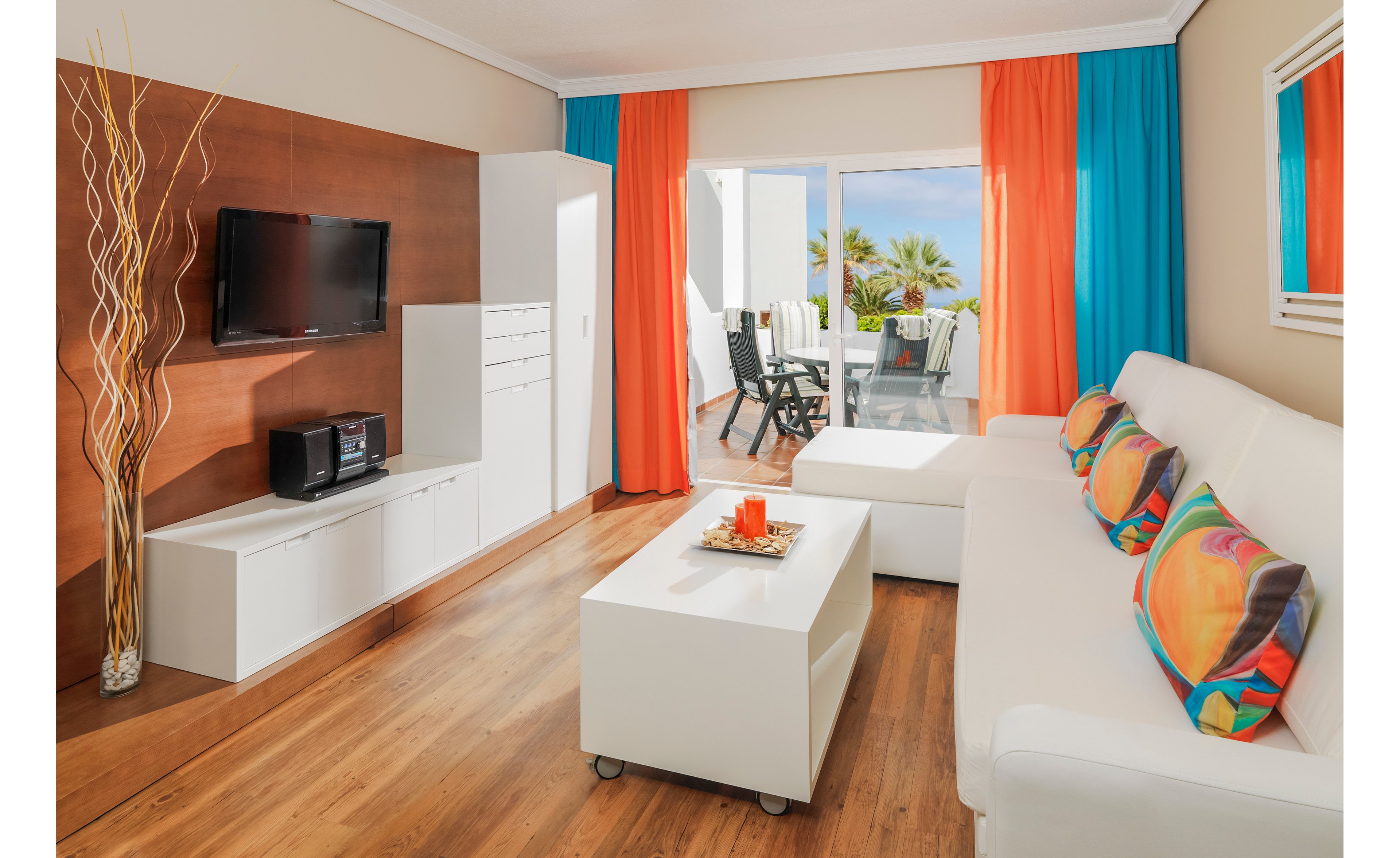 Regency Torviscas Apartments & Suites