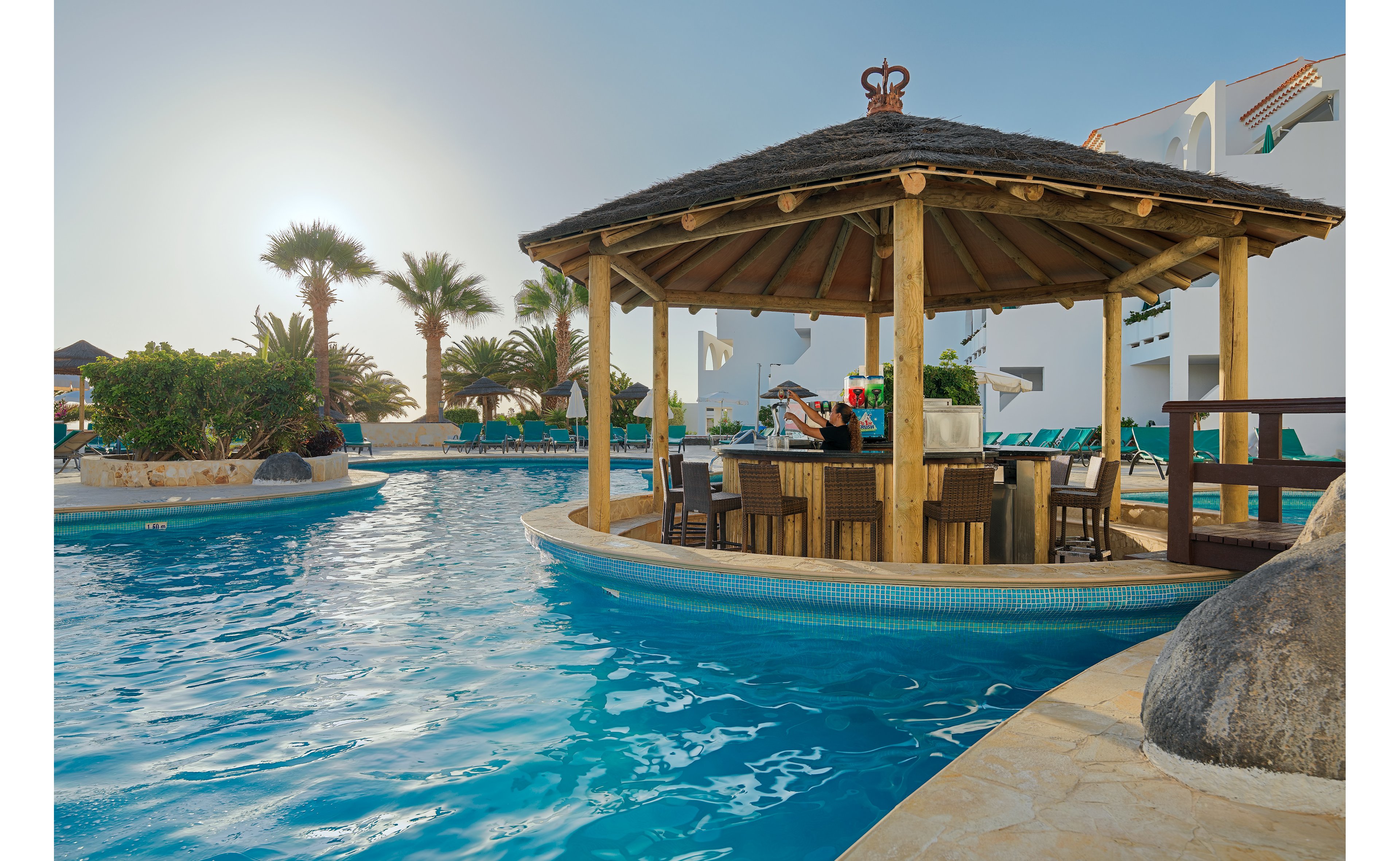 Regency Torviscas Apartments & Suites