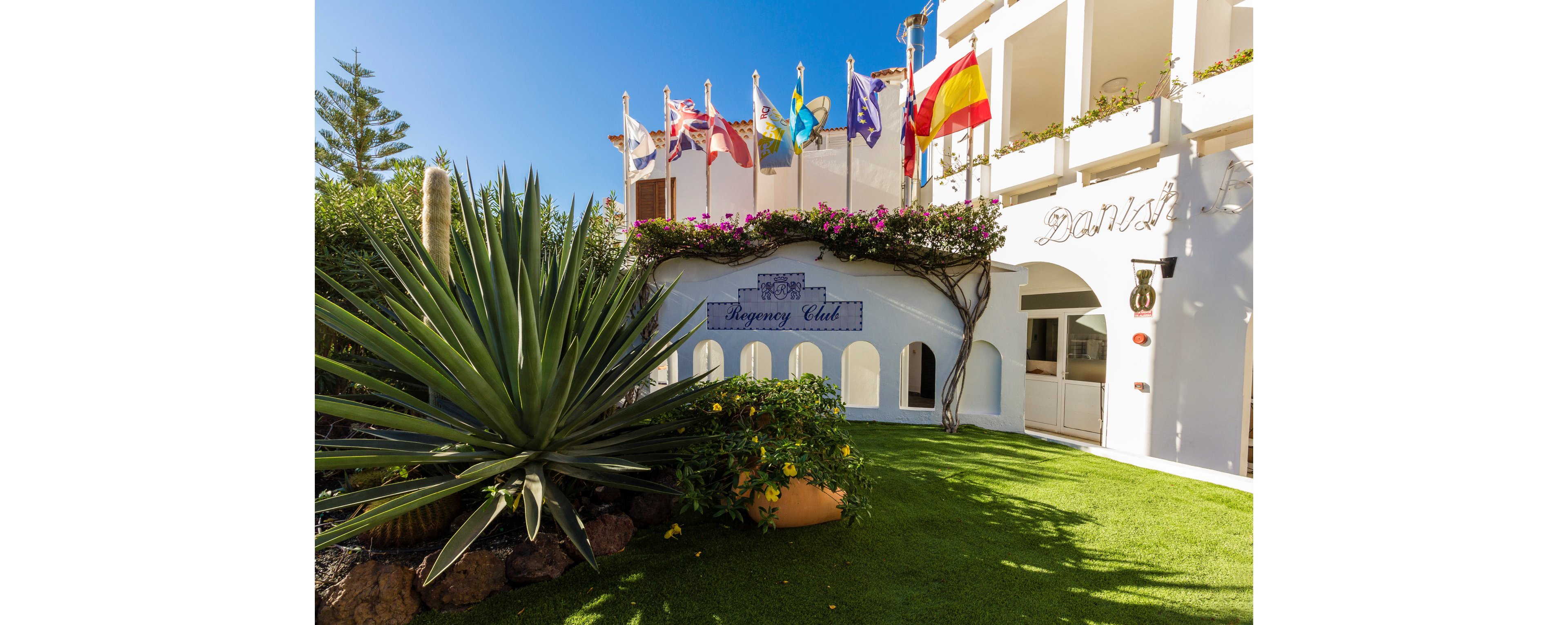 Regency Torviscas Apartments & Suites