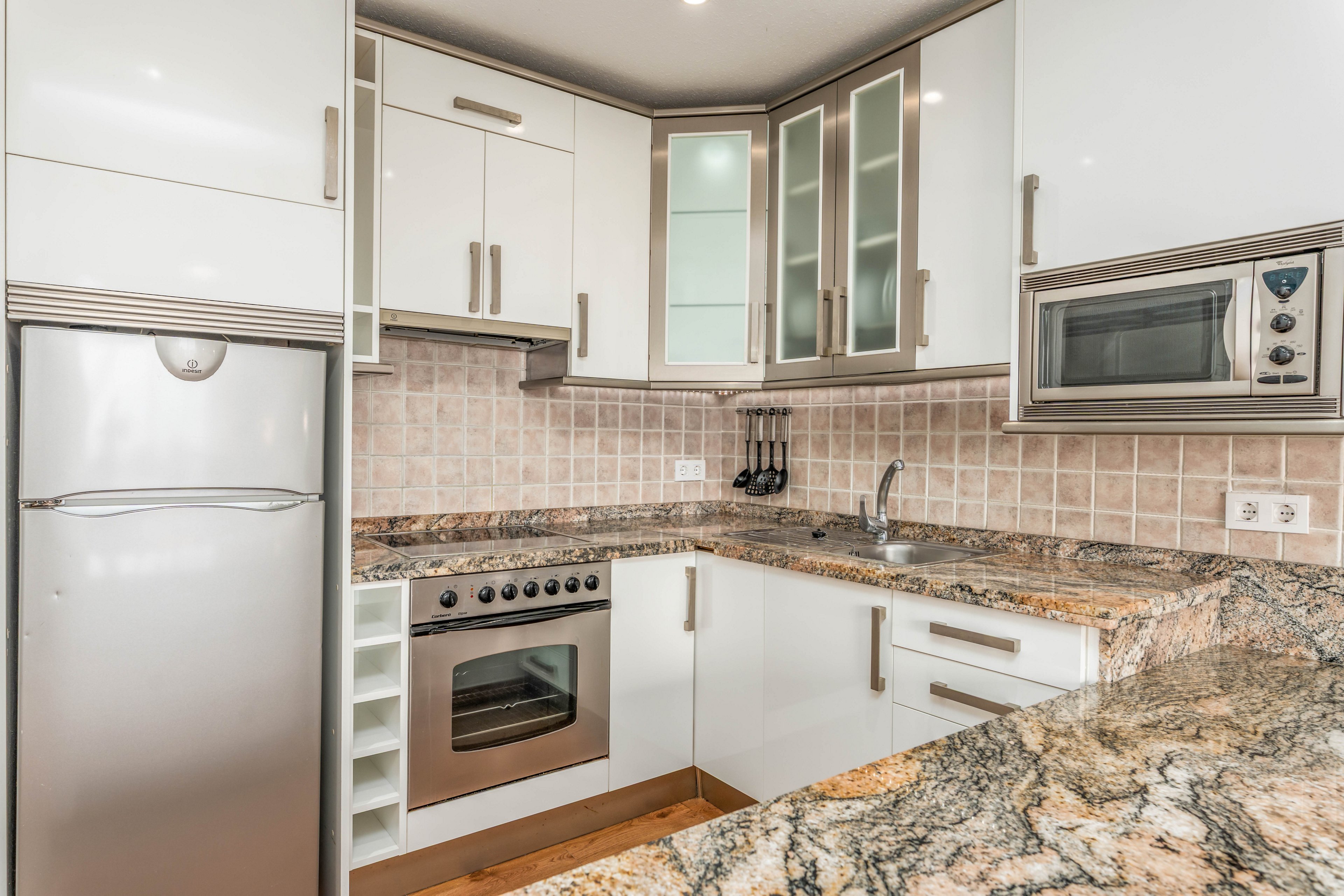 Regency Torviscas Apartments & Suites