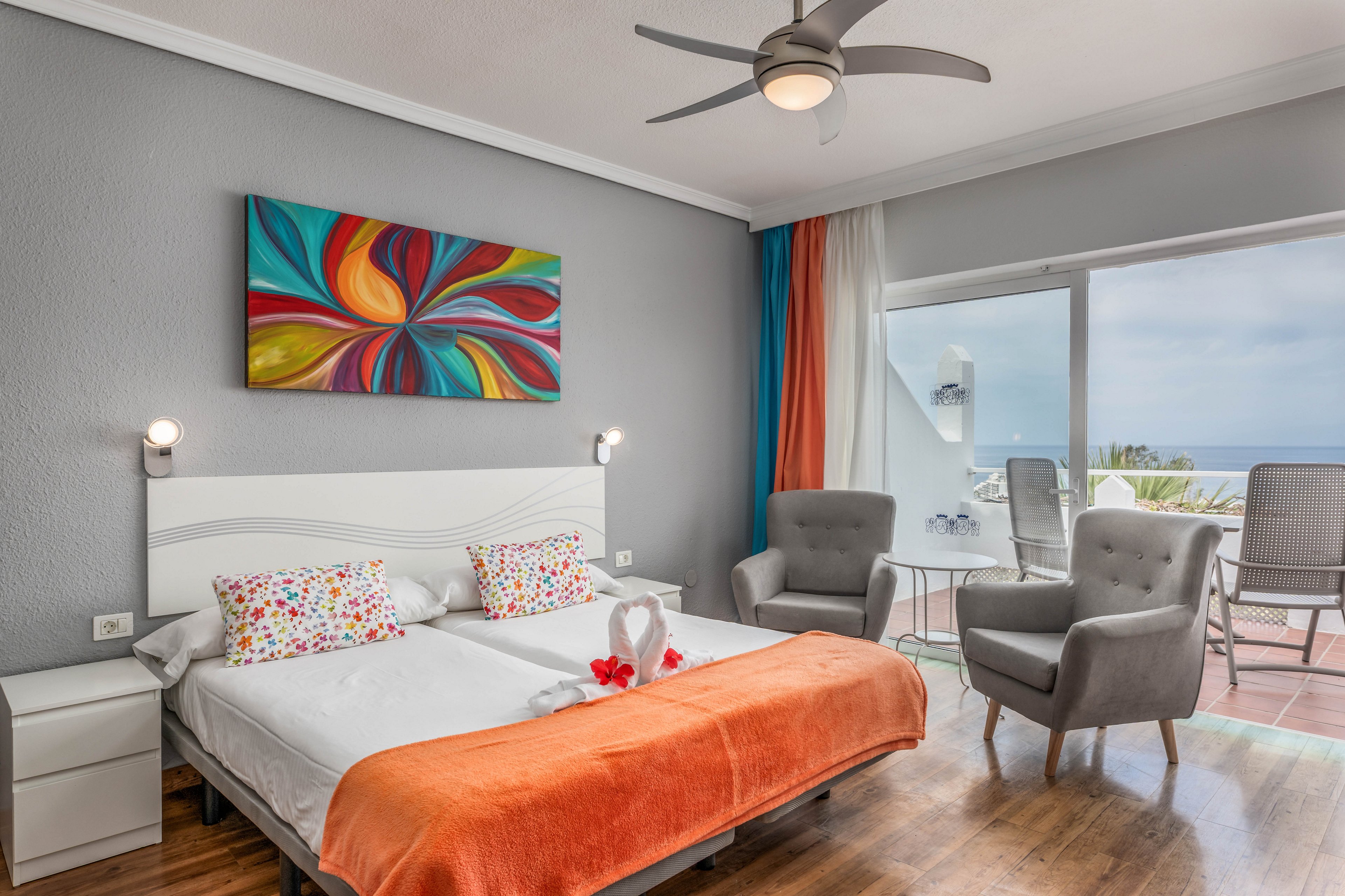Regency Torviscas Apartments & Suites