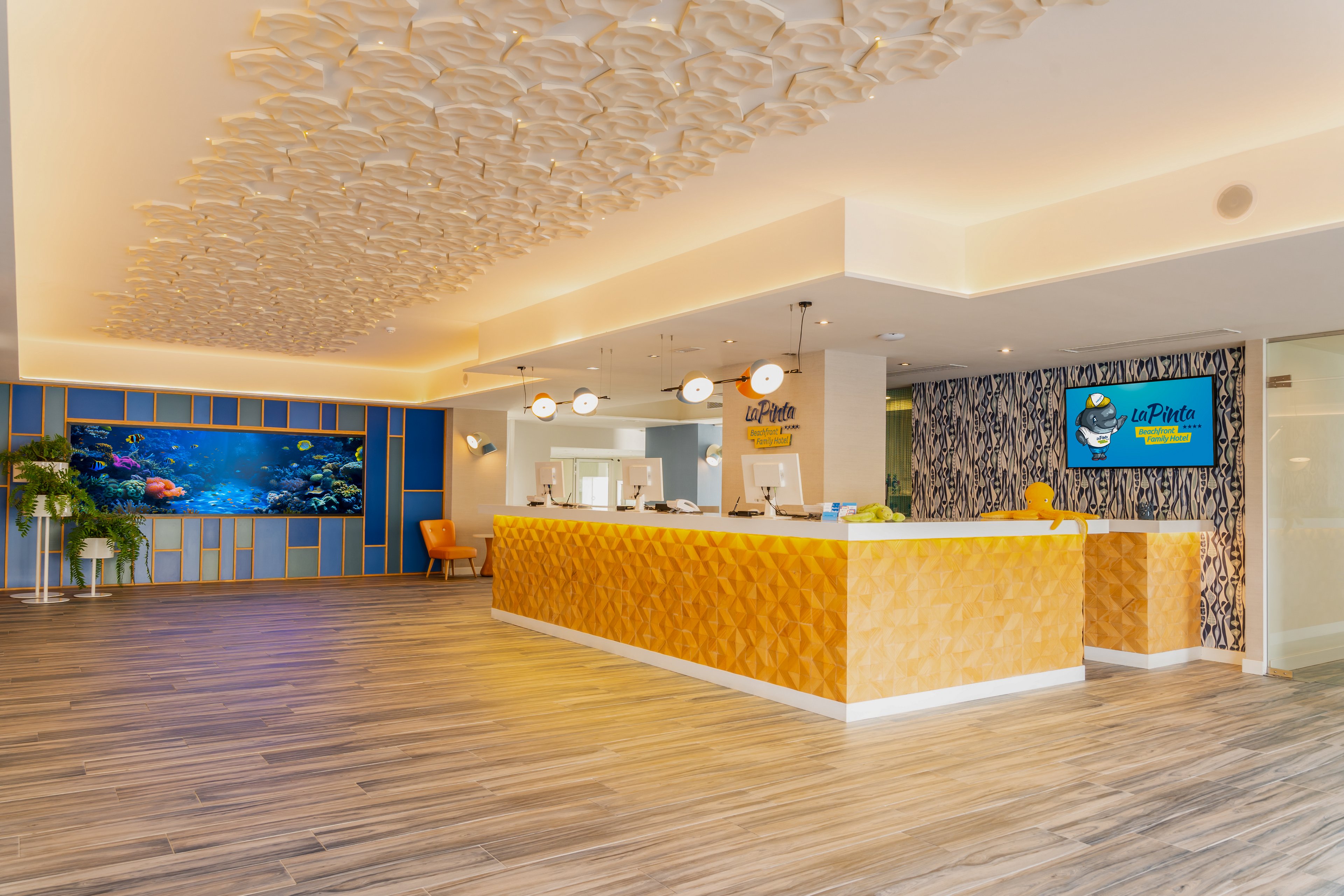 HOVIMA La Pinta Beachfront Family Hotel