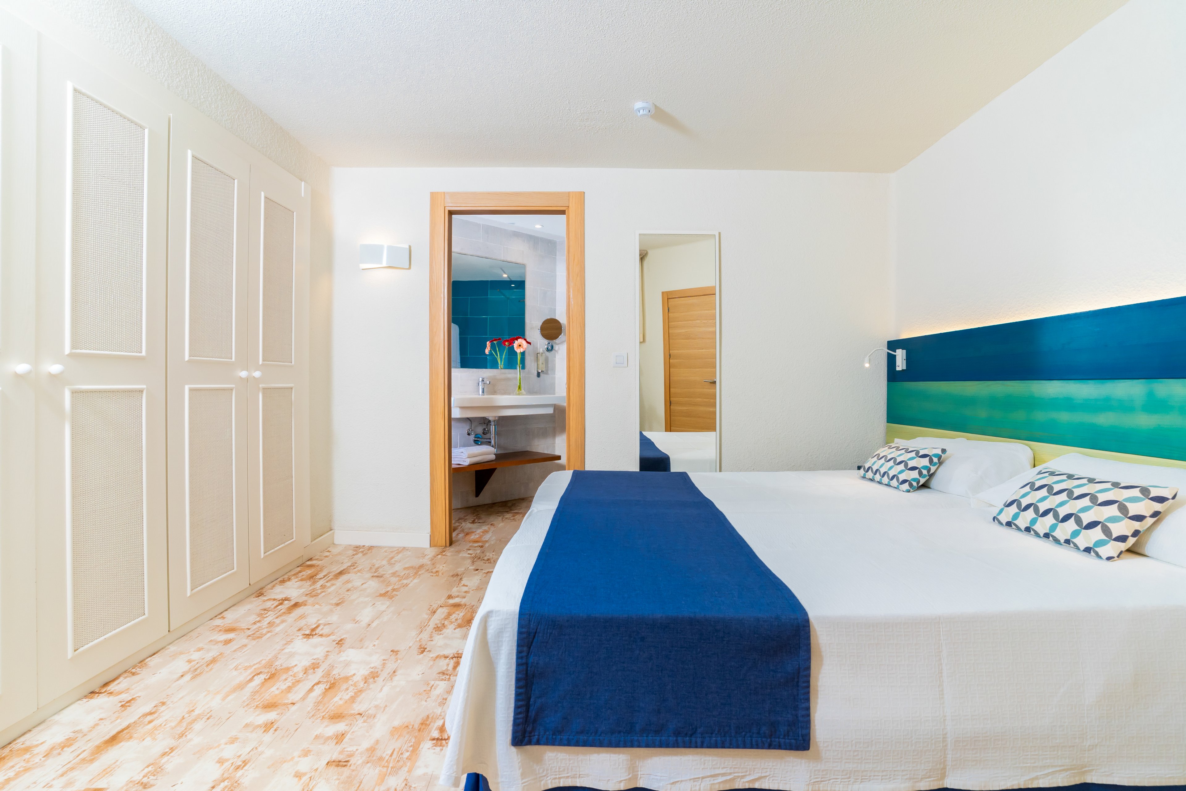 HOVIMA La Pinta Beachfront Family Hotel