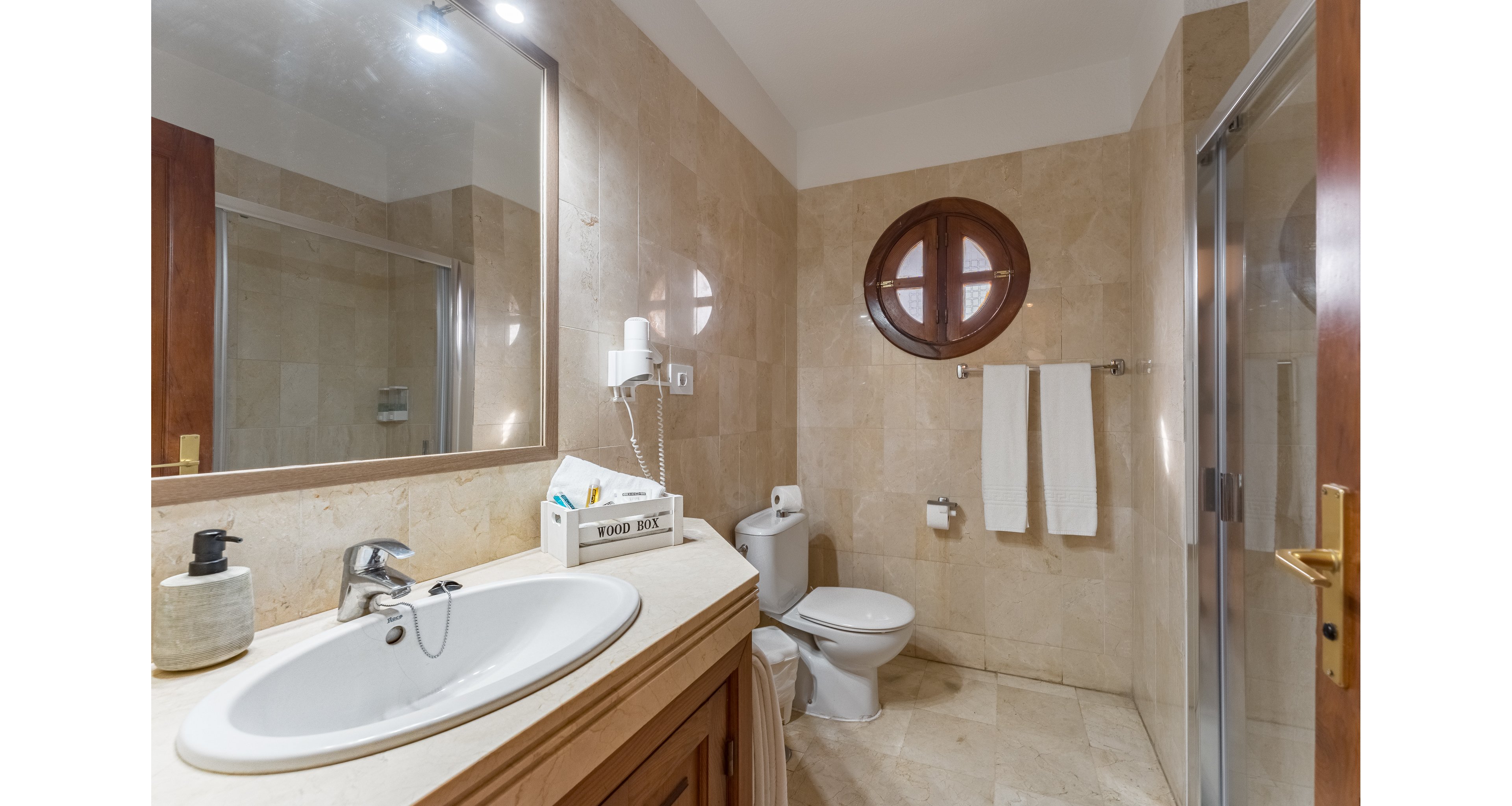 Klayman Olivina Apartments