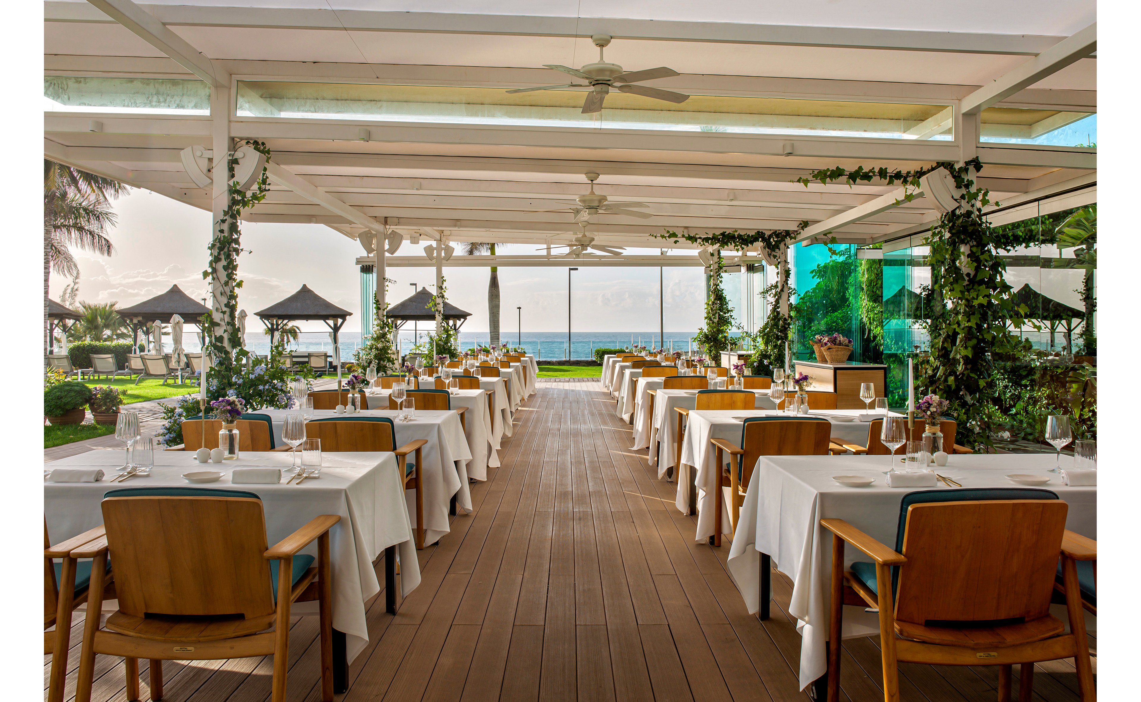 RedLevel at Gran Melia Palacio De Isora