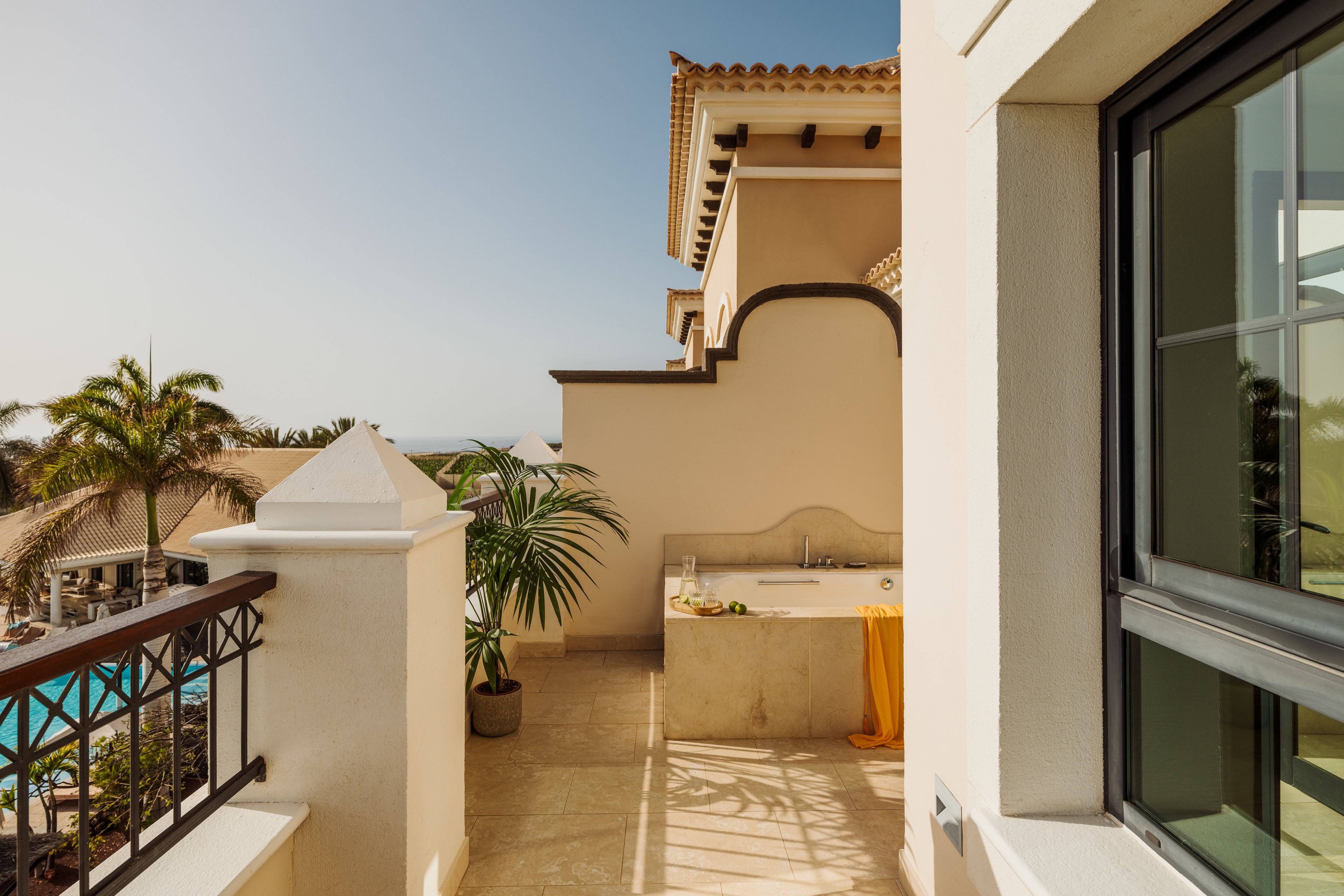 RedLevel at Gran Melia Palacio De Isora