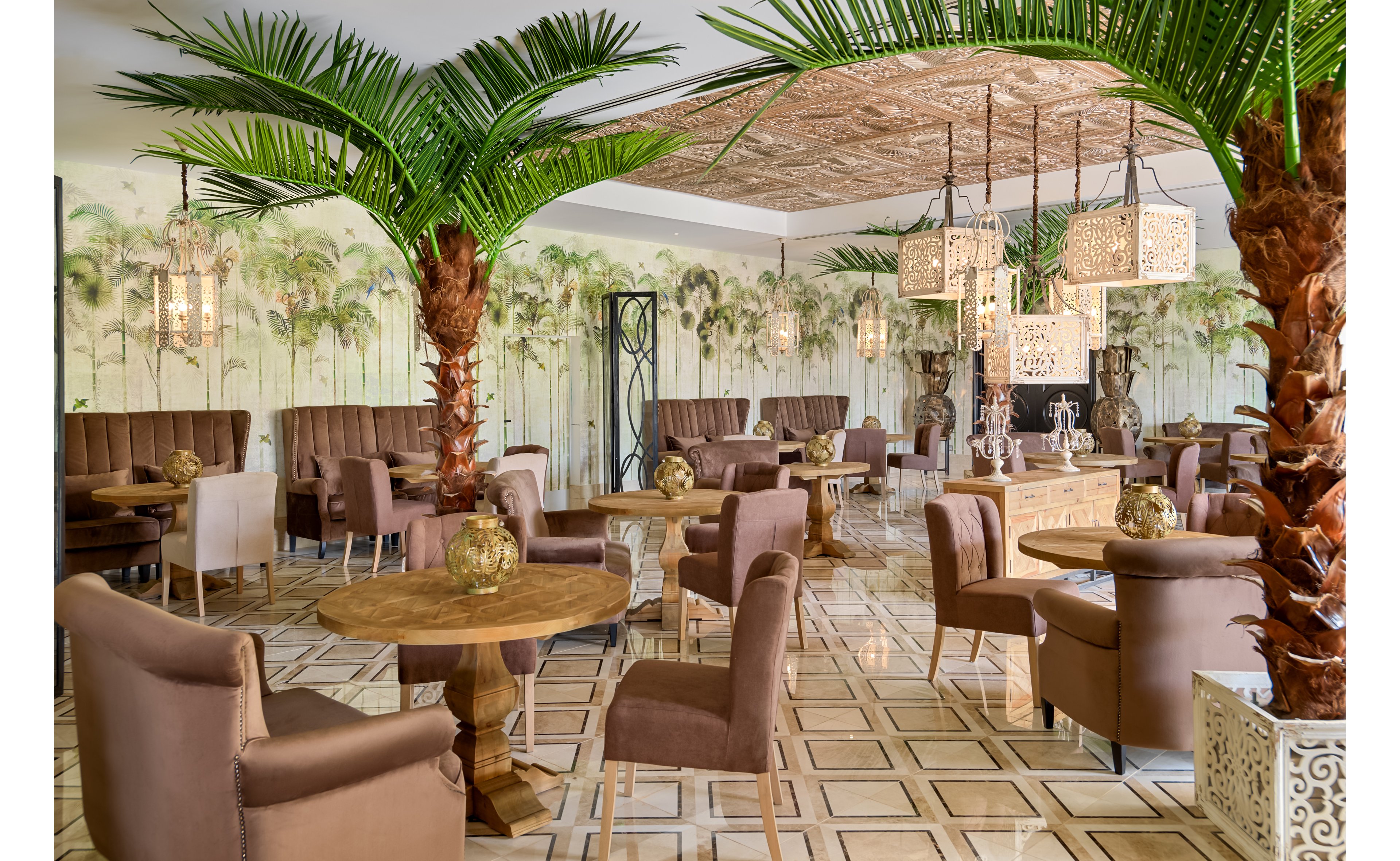 Royal River Luxury Hotel