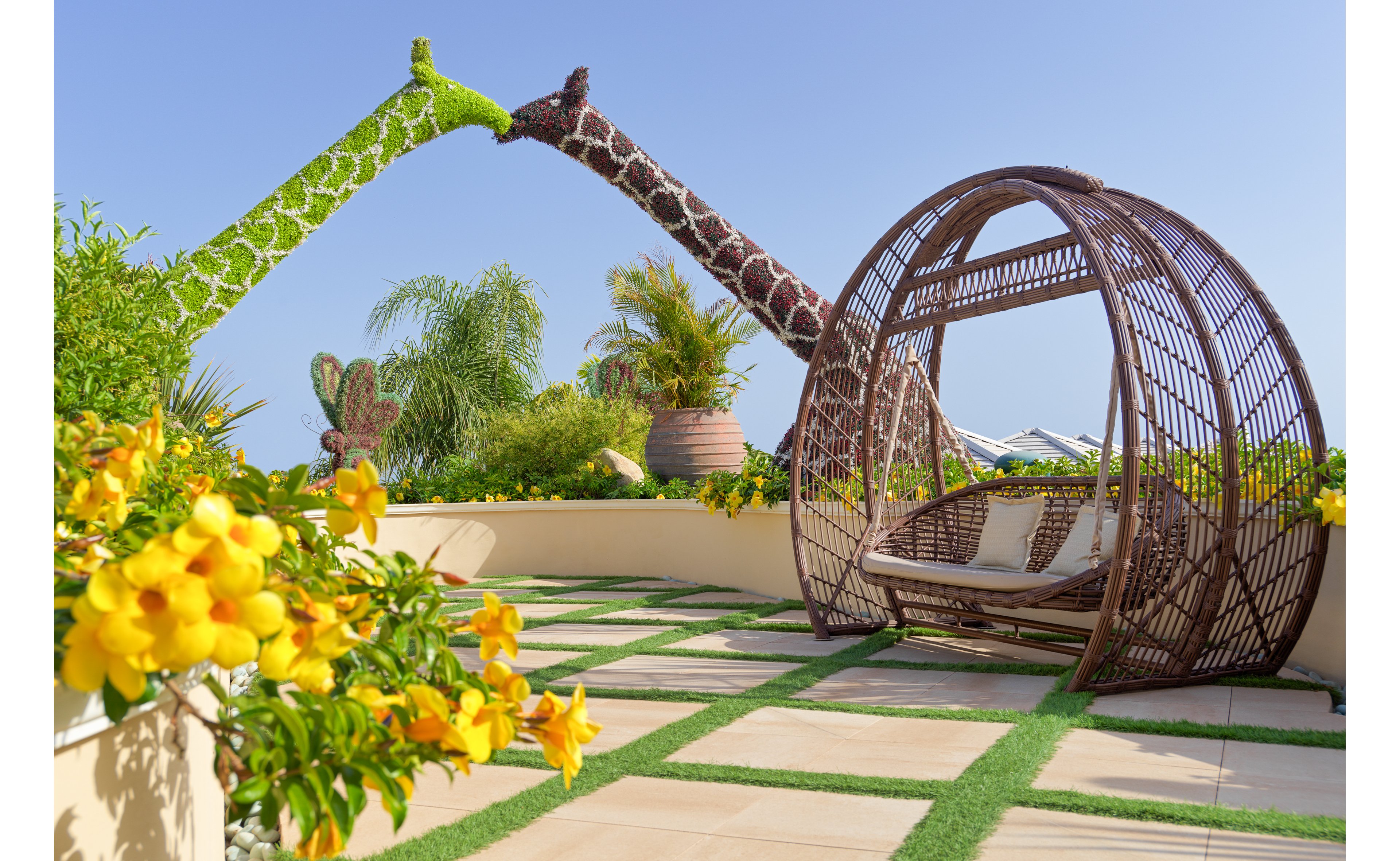 Royal River Luxury Hotel