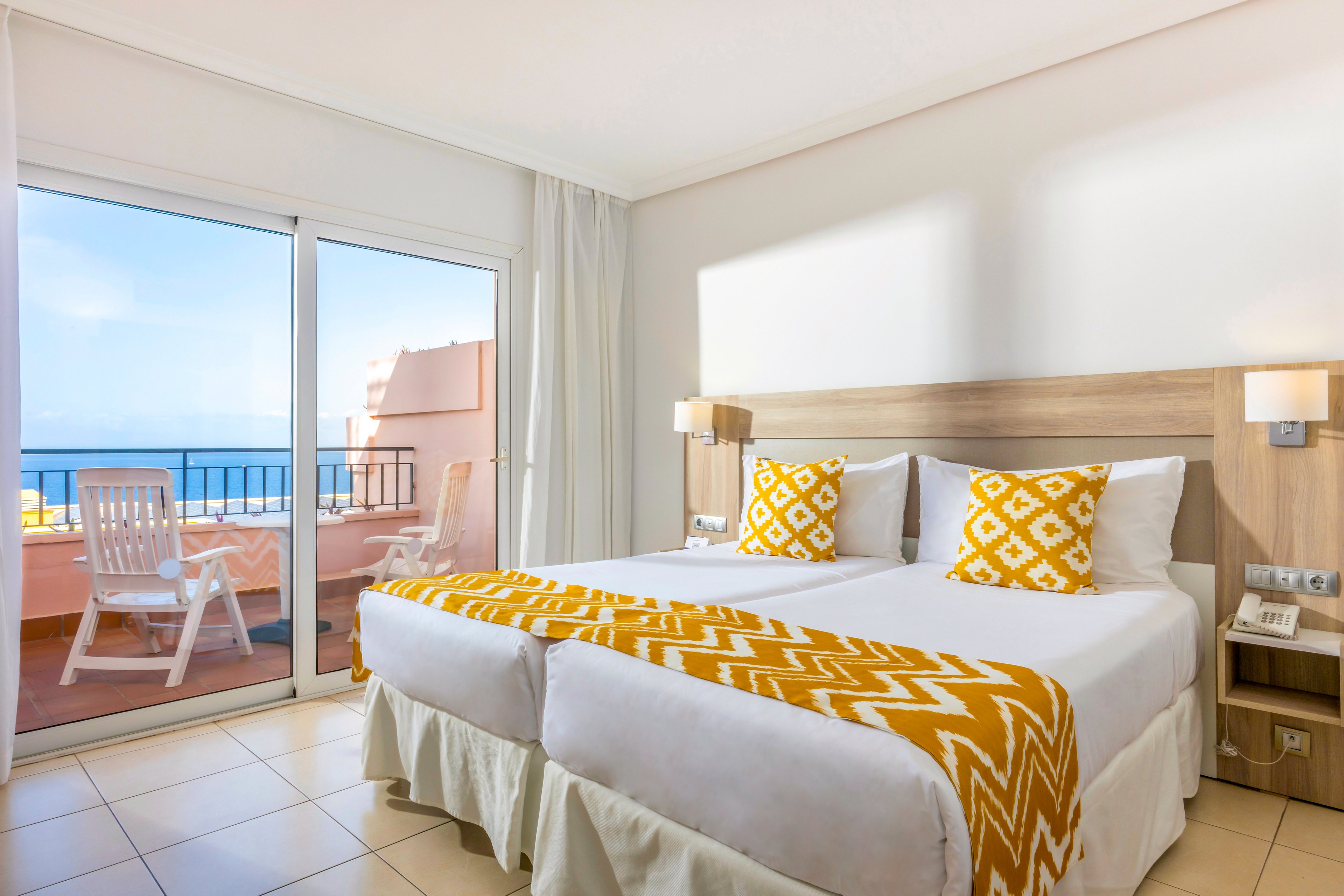 Landmar Costa Los Gigantes Family Resort