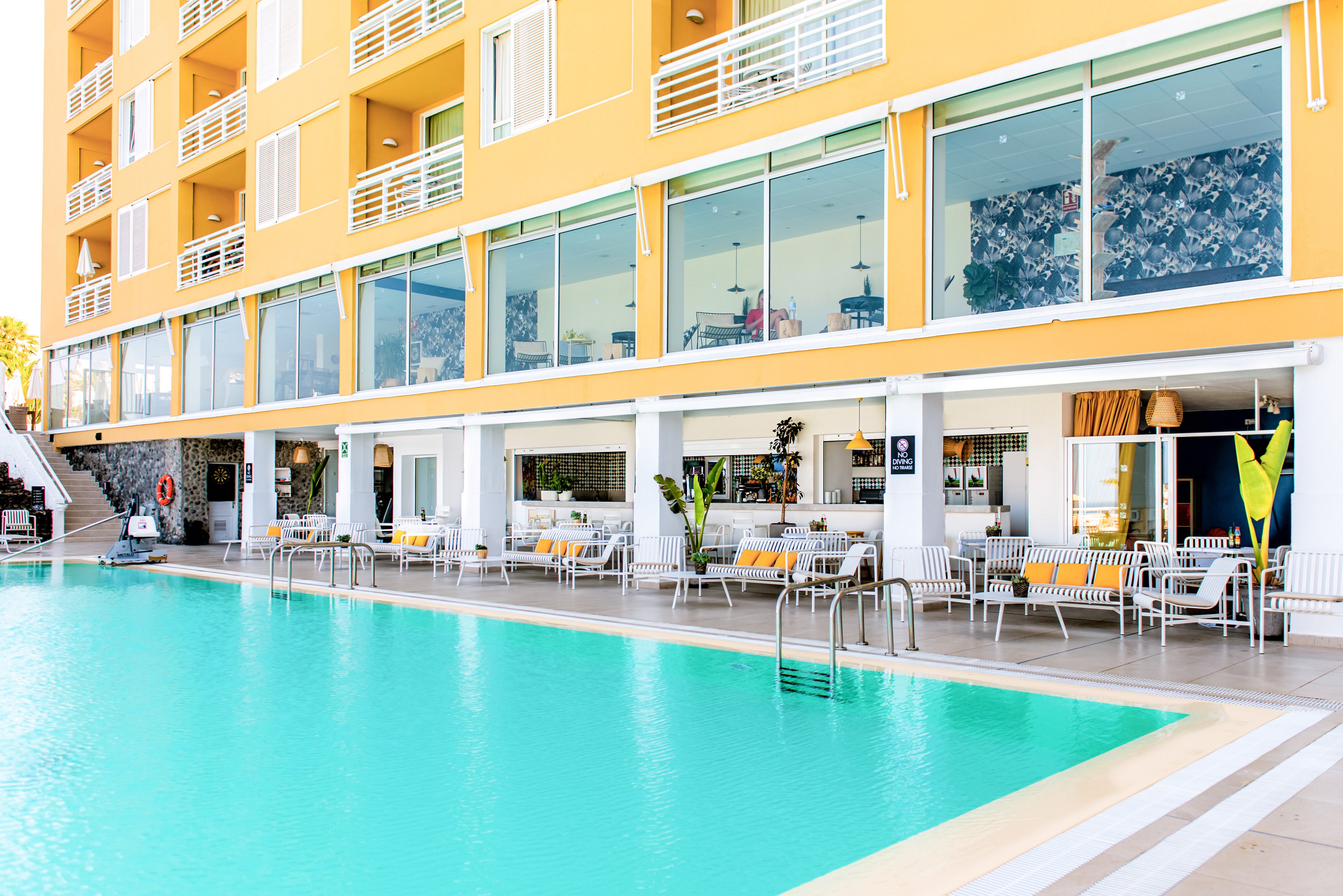 Atlantic Holiday Hotel