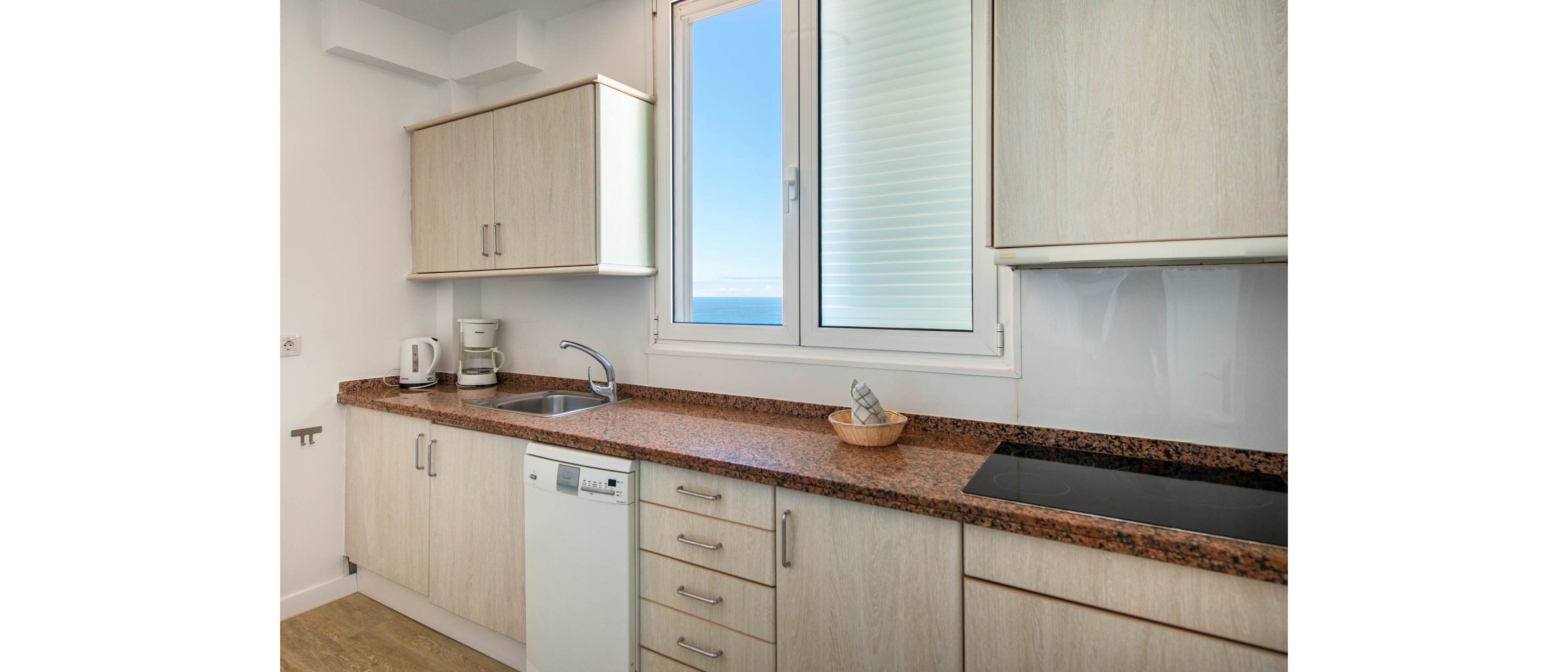 Atlantic Holiday Hotel