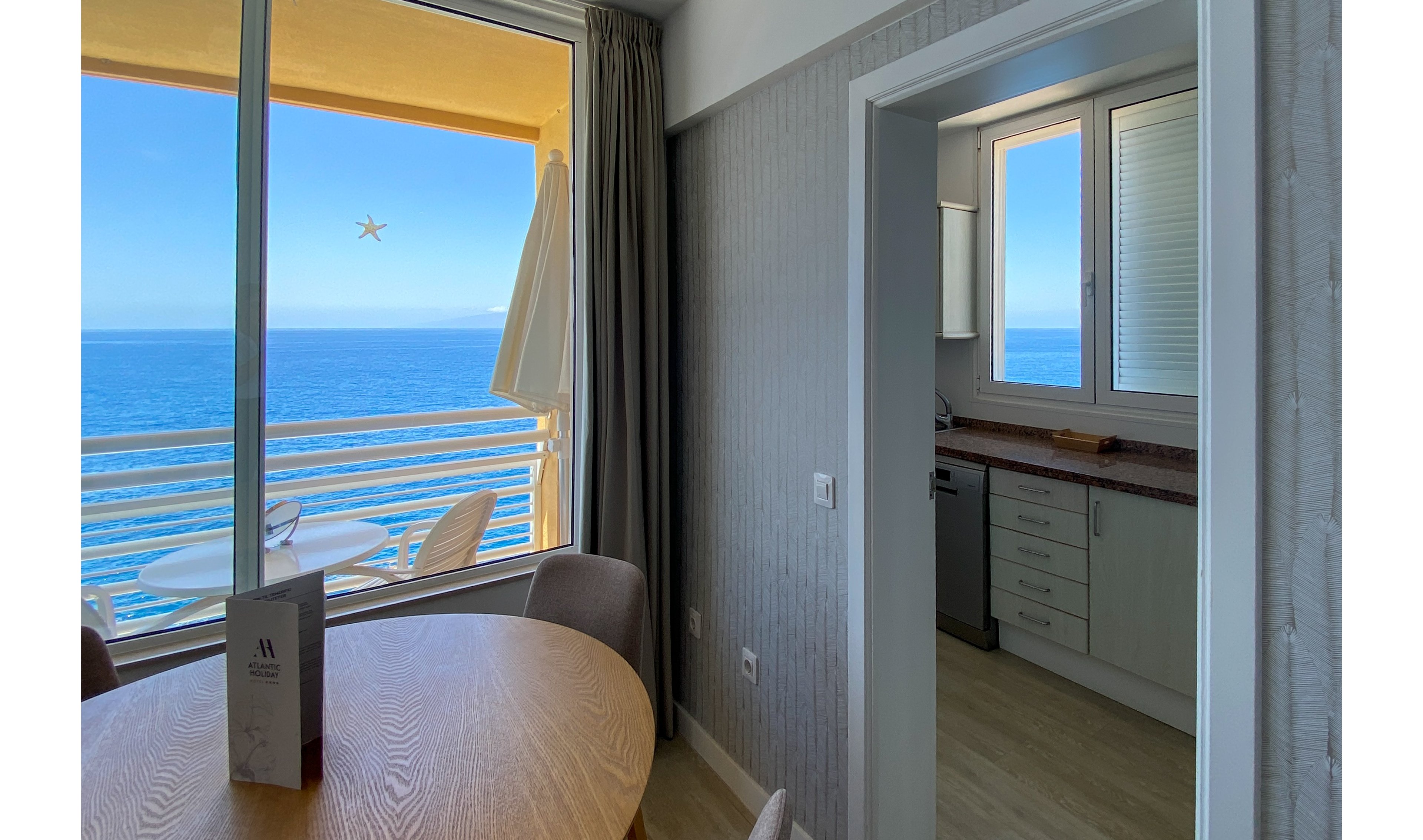 Atlantic Holiday Hotel