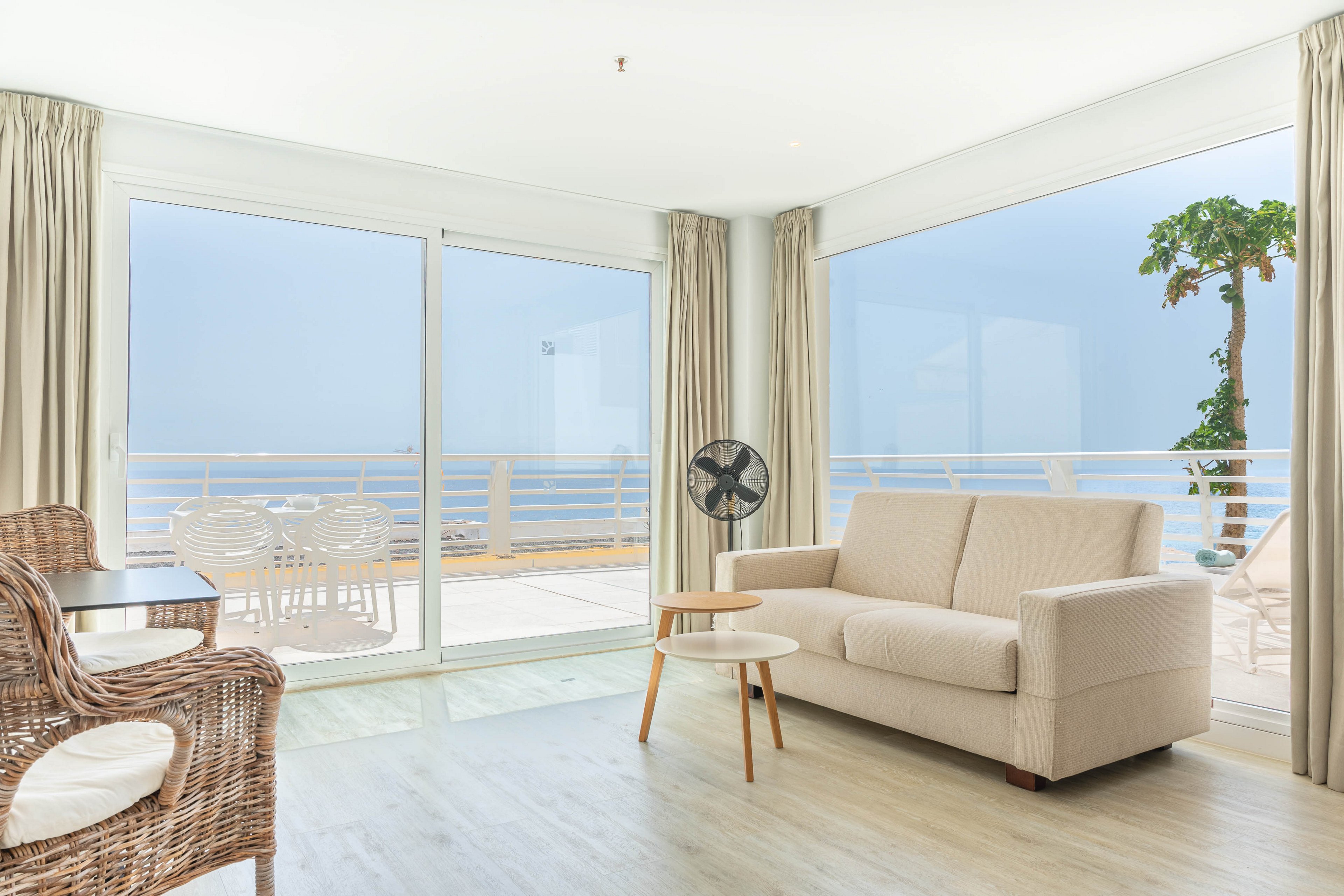 Atlantic Holiday Hotel