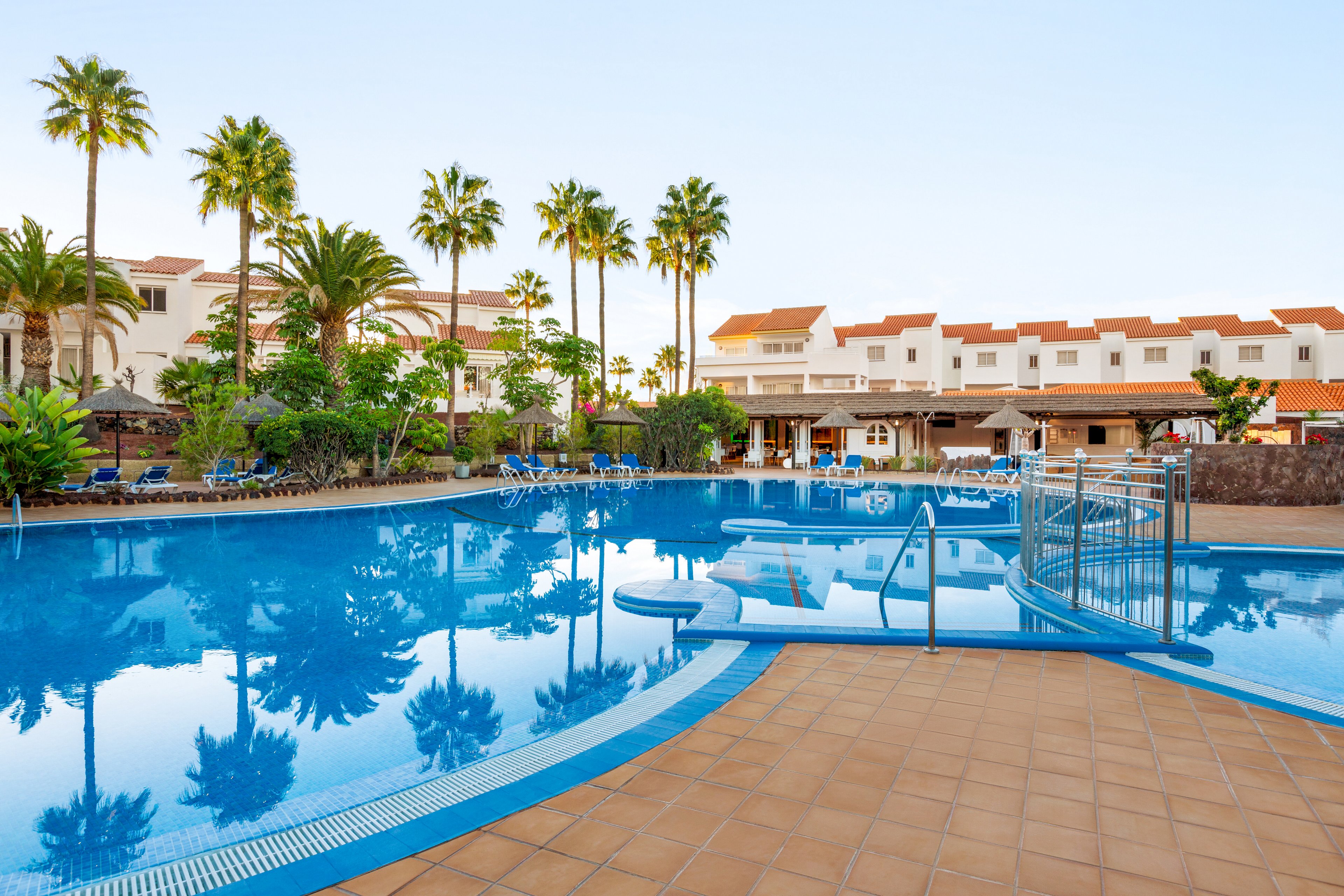 Wyndham Residences Golf Del Sur