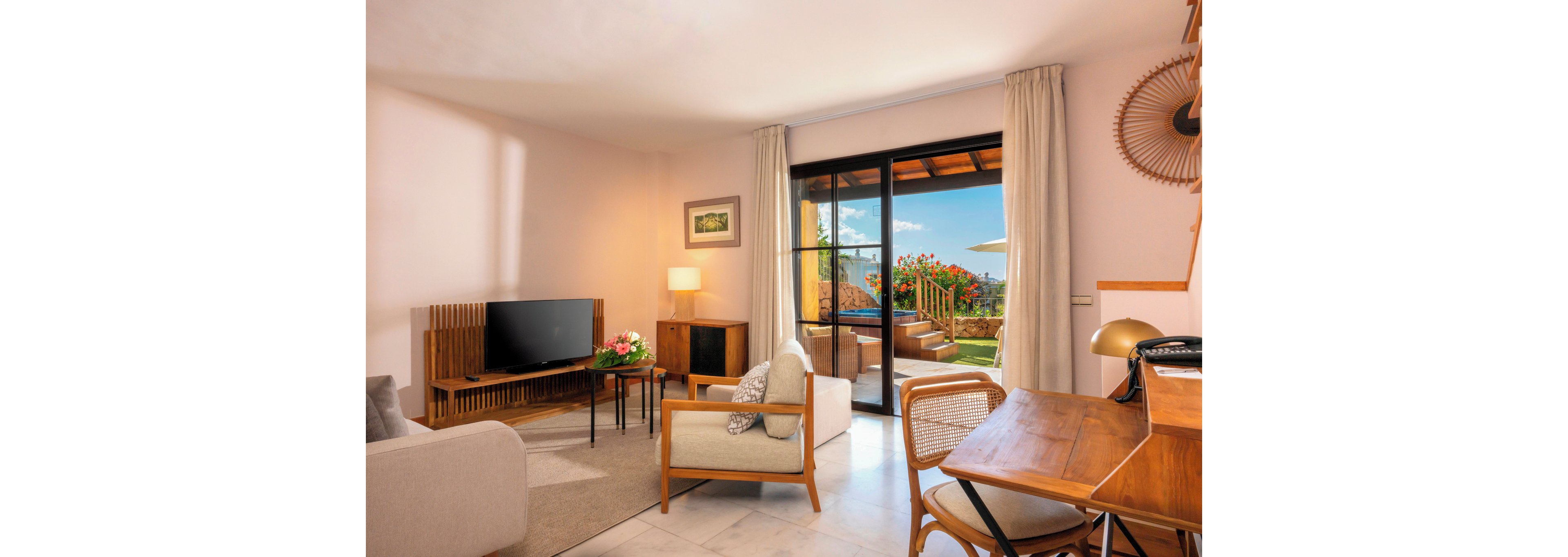 Hotel Suite Villa Maria with 3 Rounds of Golf Included