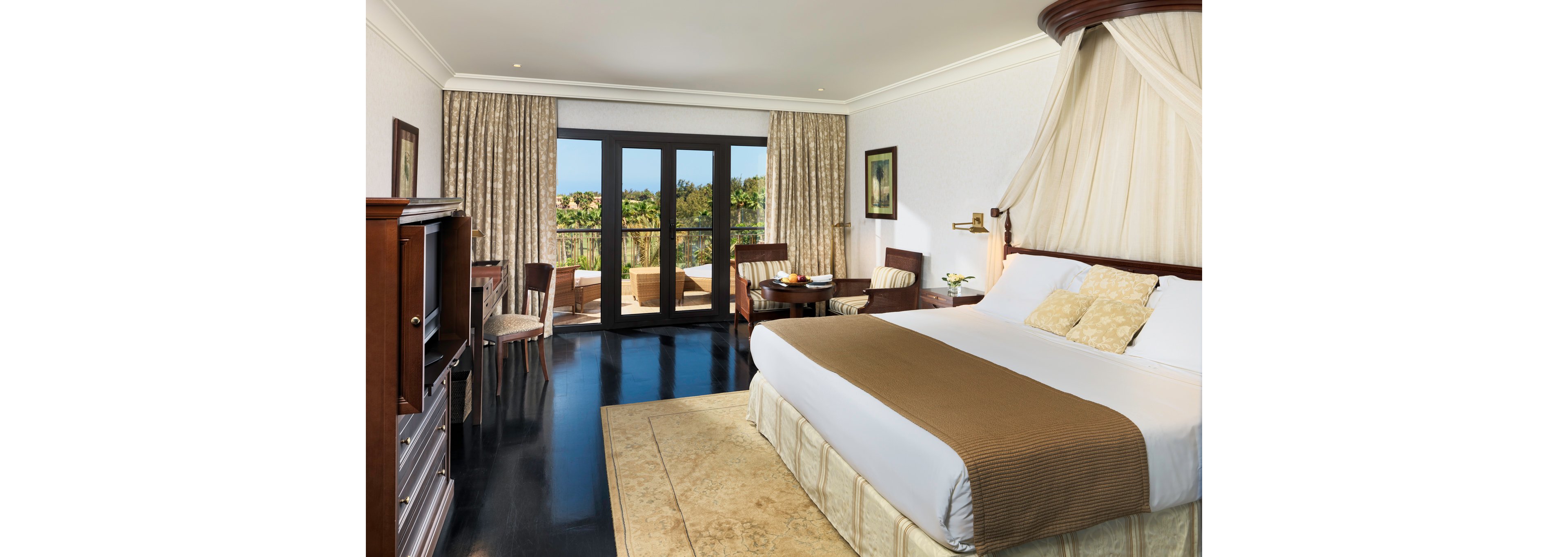 Las Madrigueras Golf Resort & Spa with 5 Rounds of Golf Included