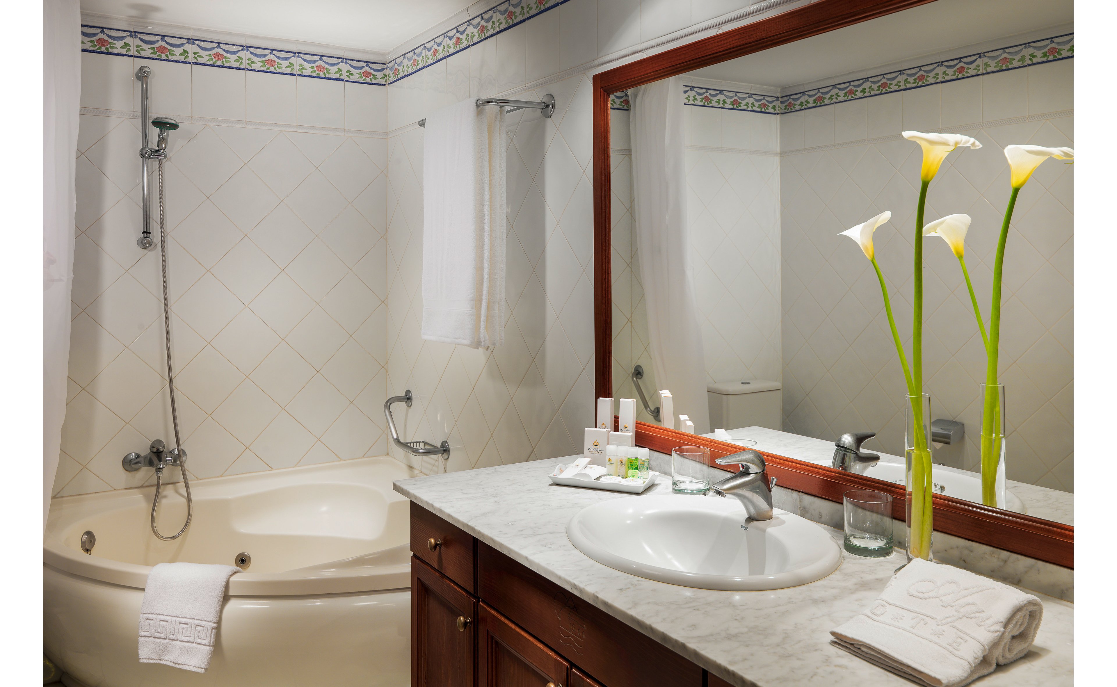 Las Aguilas Tenerife Affiliated by Melia