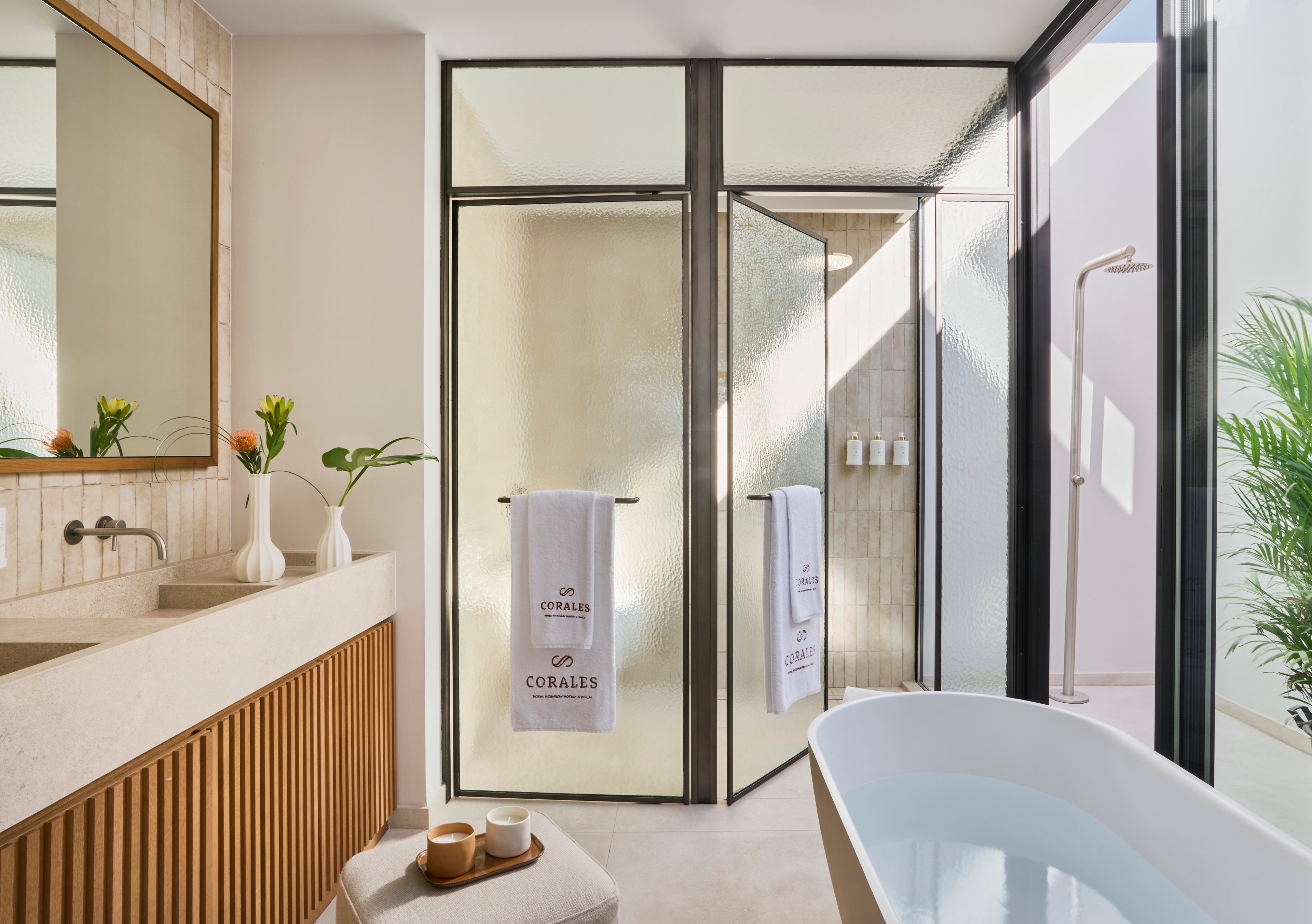 Royal Hideaway Corales Villas