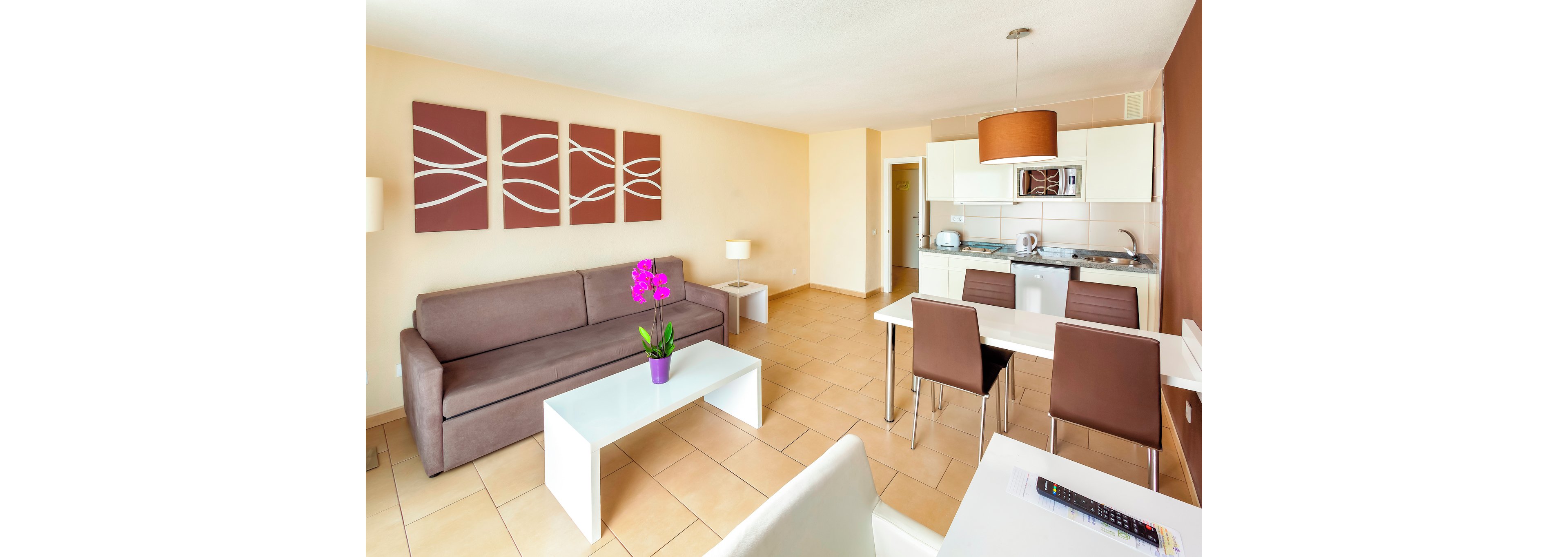 Playaolid Suites & Apartments & Siam Park Waterpark