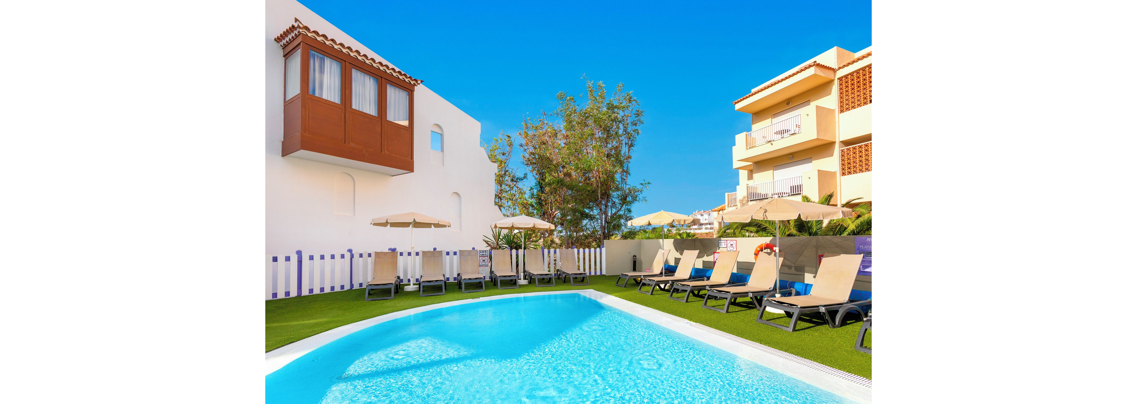 Playaolid Suites & Apartments & Siam Park Waterpark