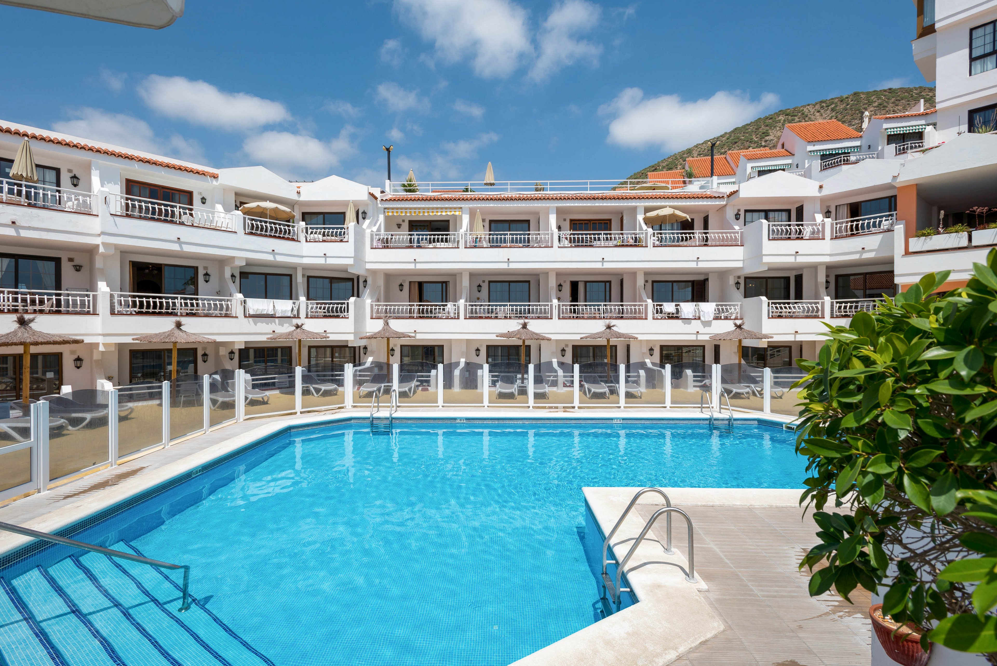 Club Tenerife Apartments