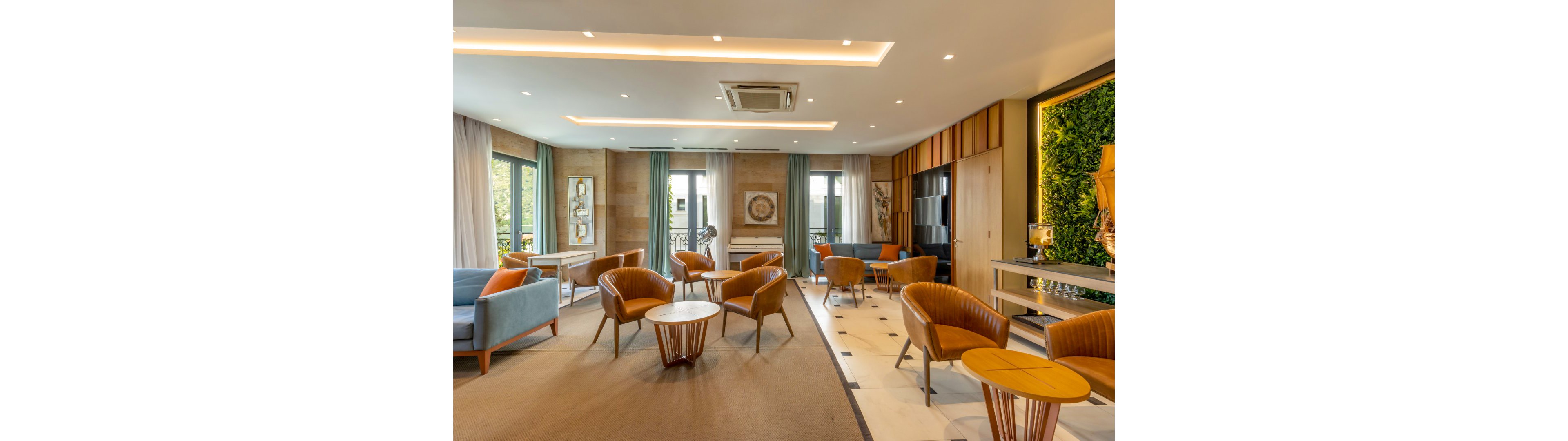 Huma Kotor Bay Hotel.