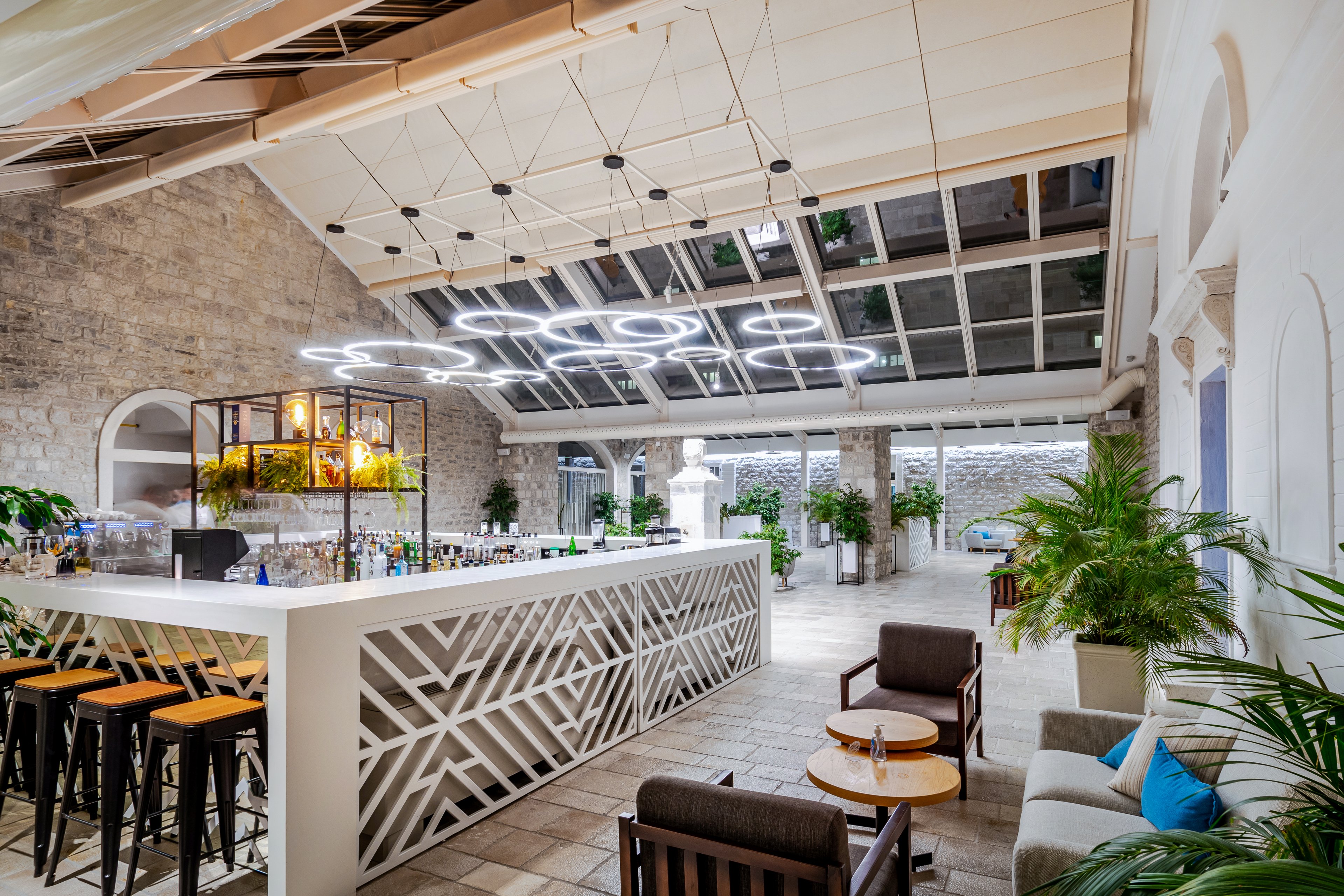 Lazure Hotel & Marina.