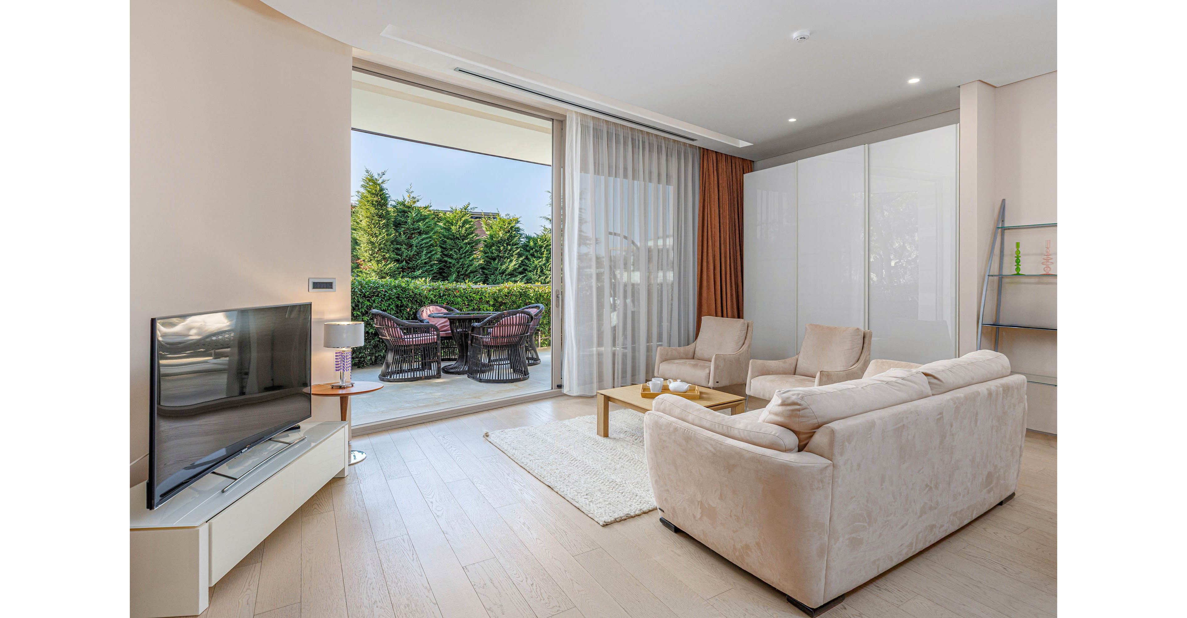 Dukley Hotel & Resort