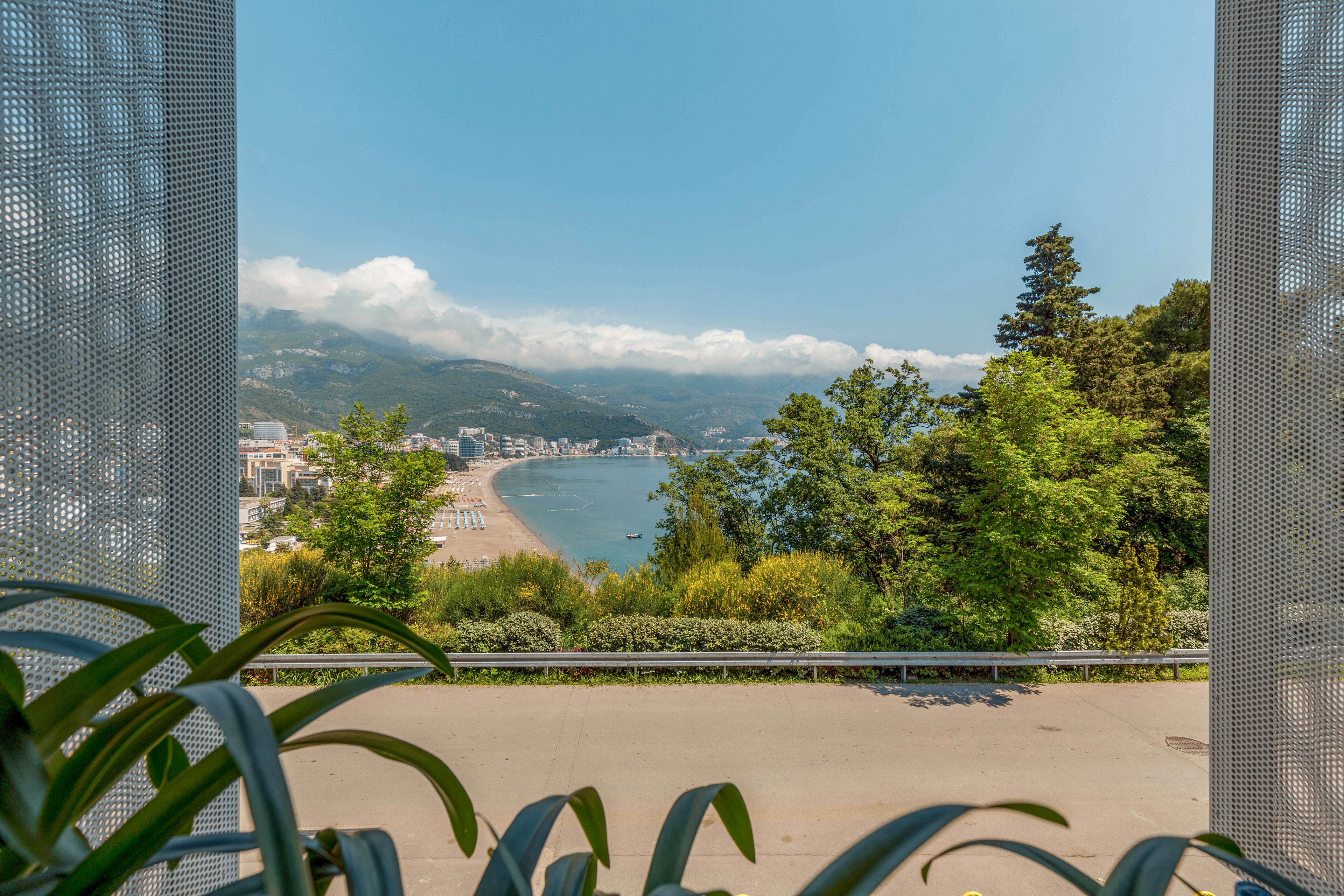 Dukley Hotel & Resort