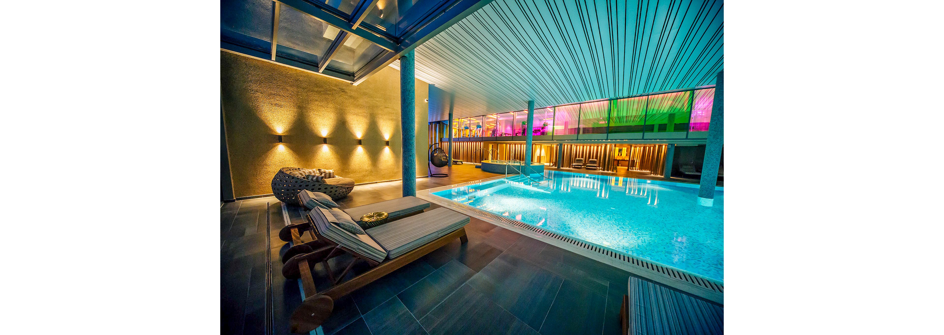 Maestral Resort & Casino