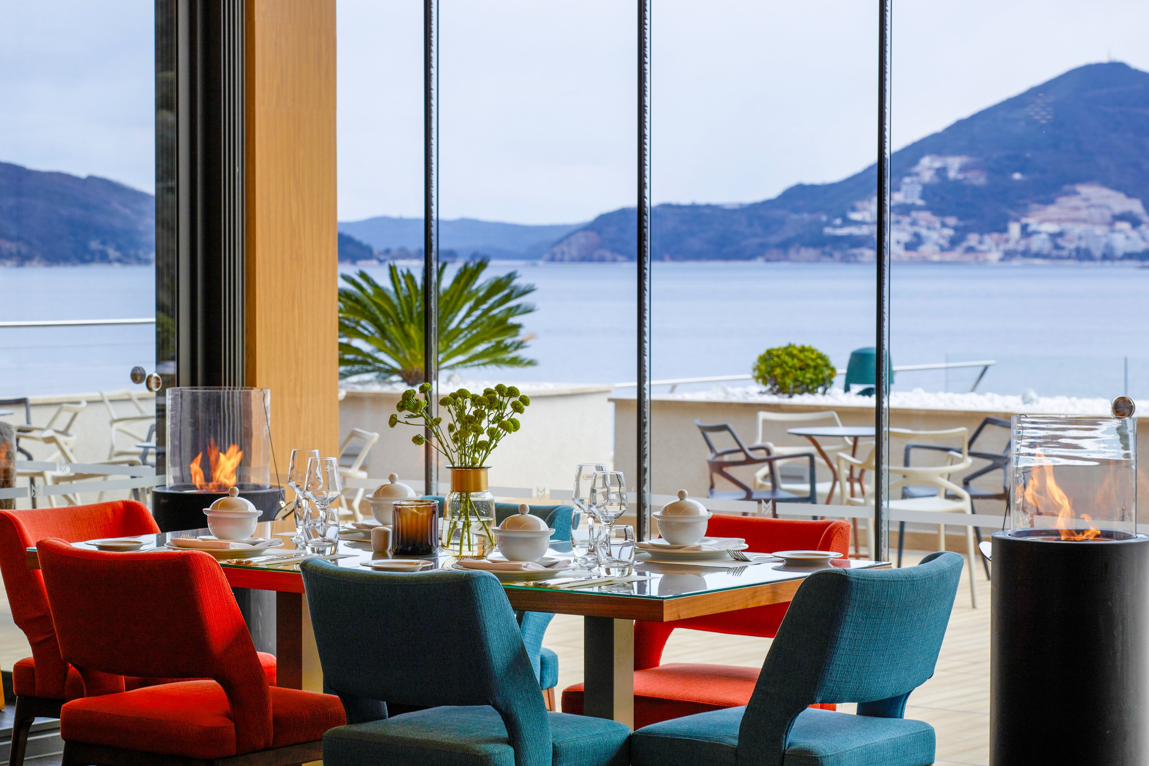 Maestral Resort & Casino