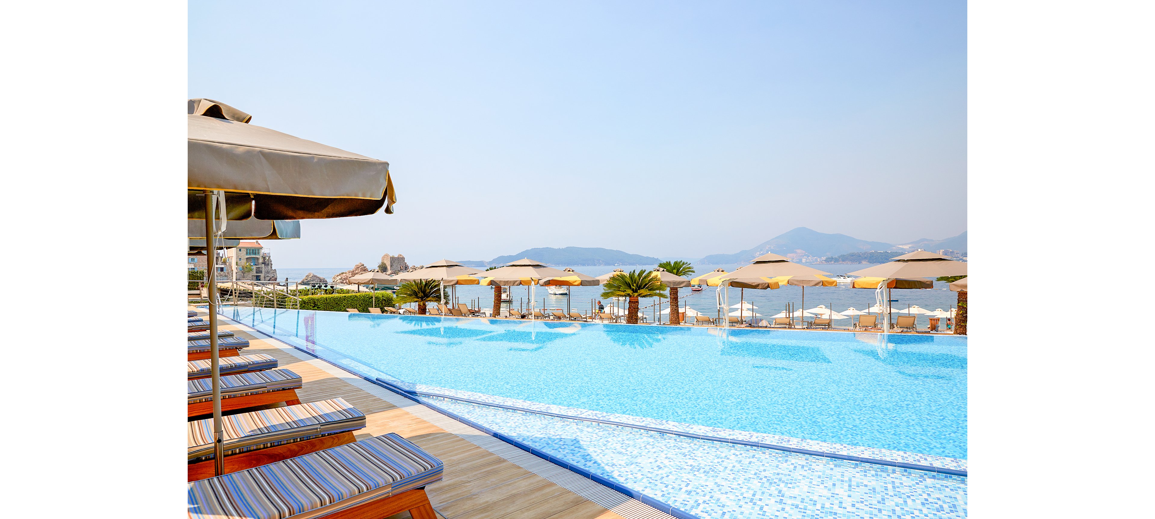 Maestral Resort & Casino