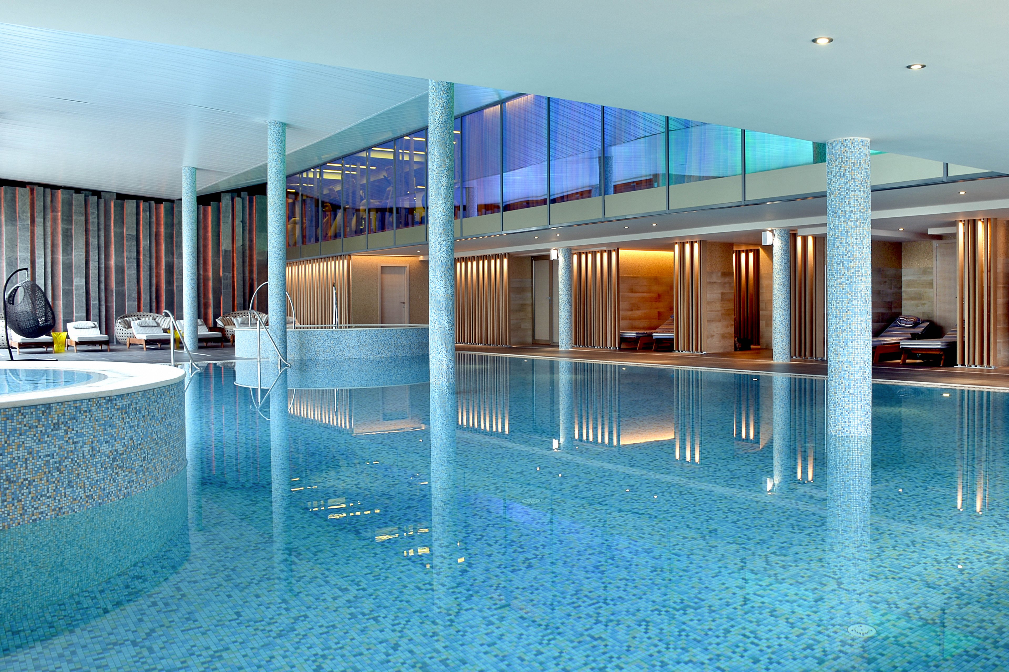 Maestral Resort & Casino