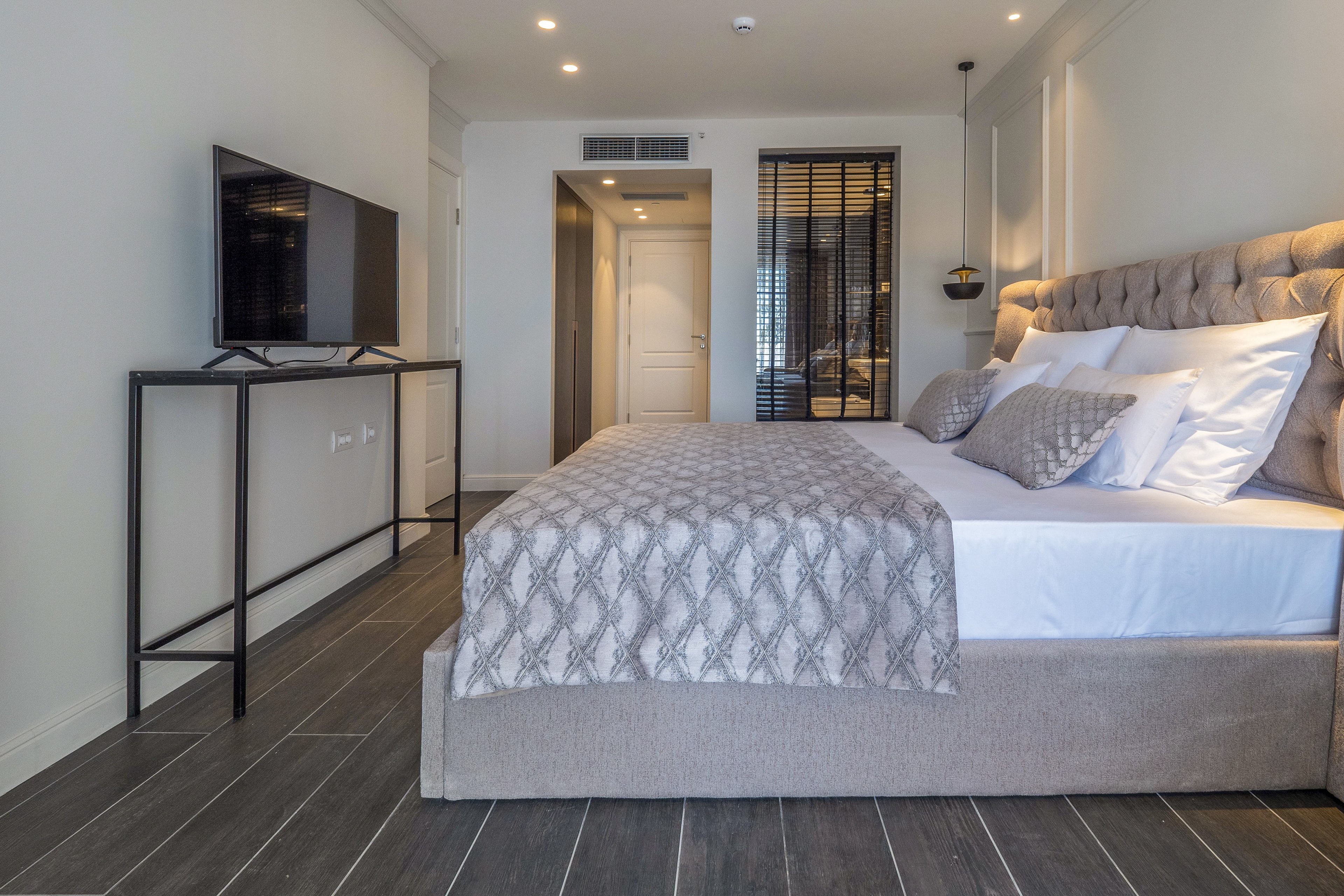 Vivid Blue Serenity Resort