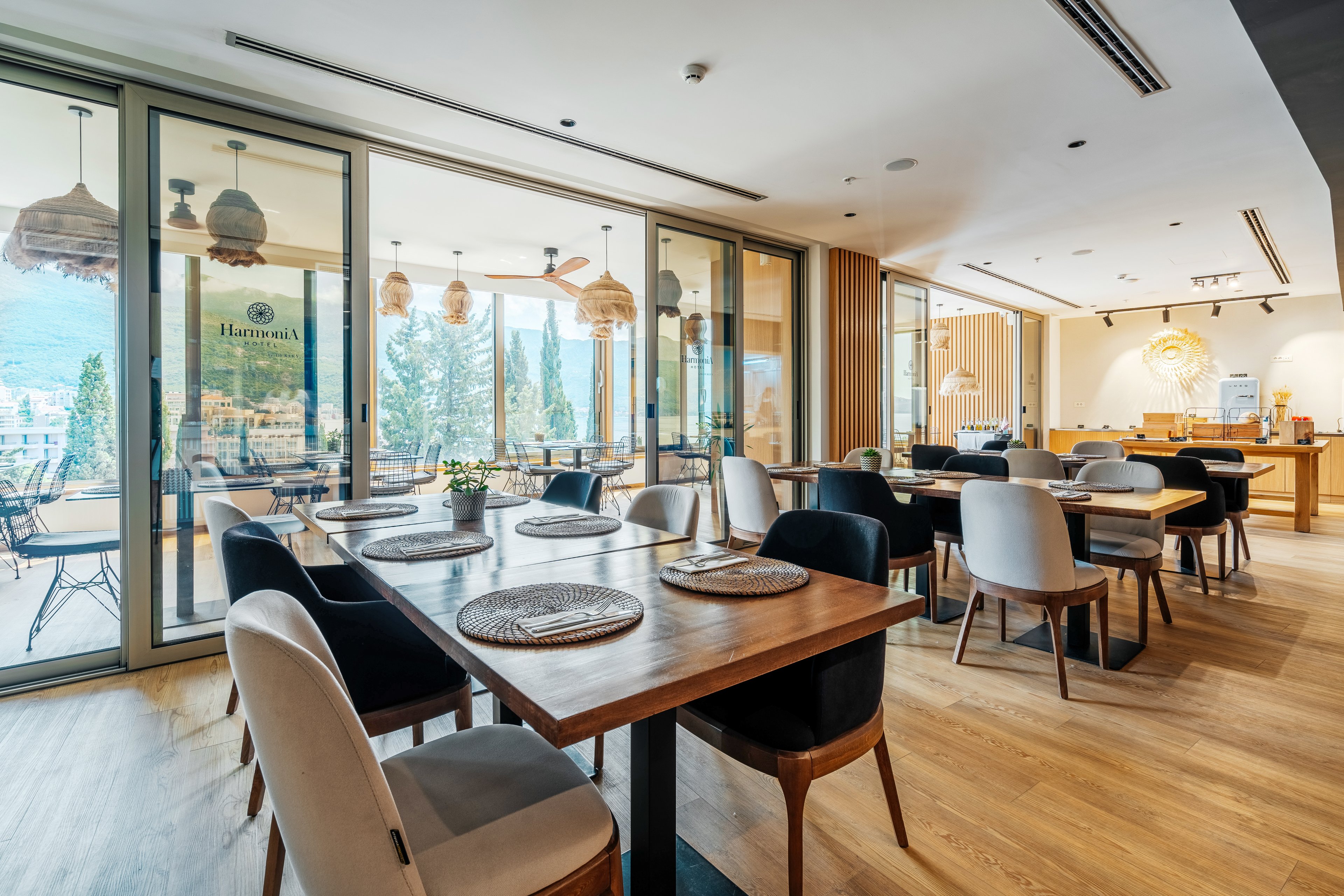 Harmonia Hotel by Dukley.