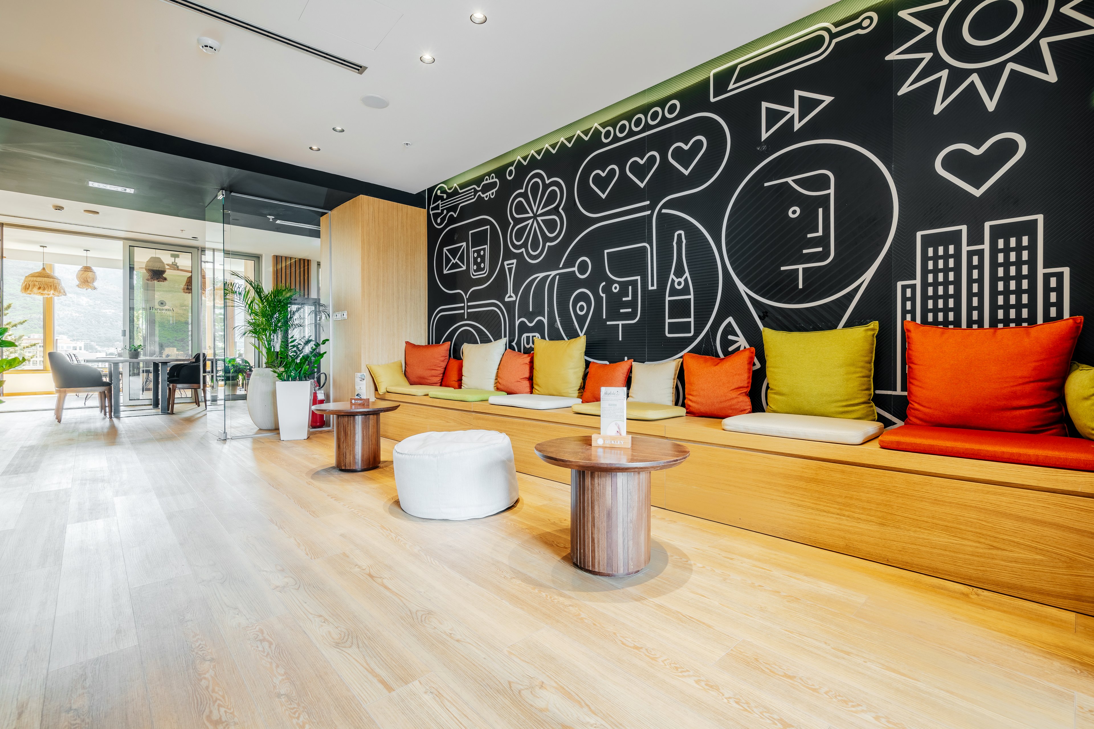 Harmonia Hotel by Dukley.