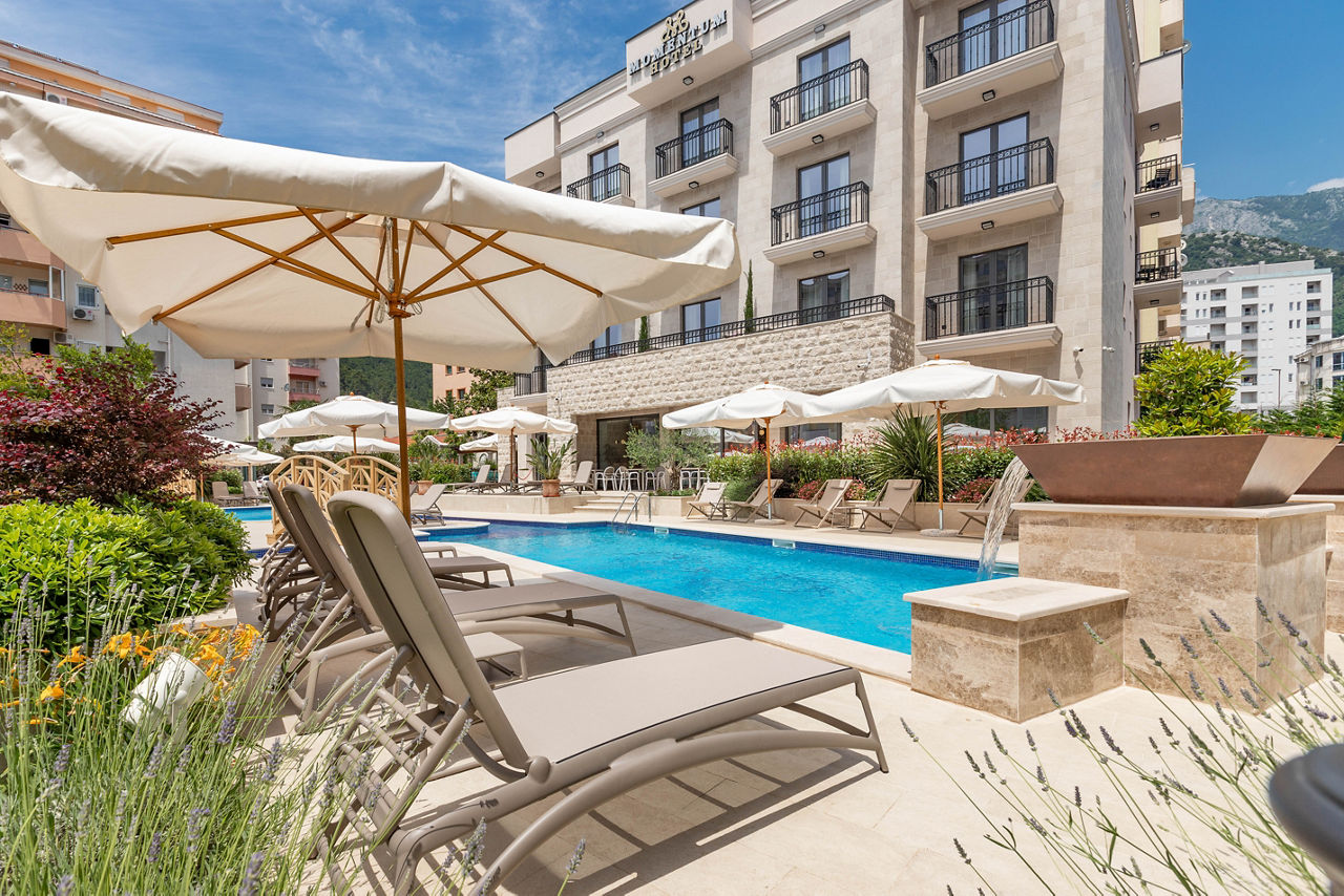 Hotel Momentum