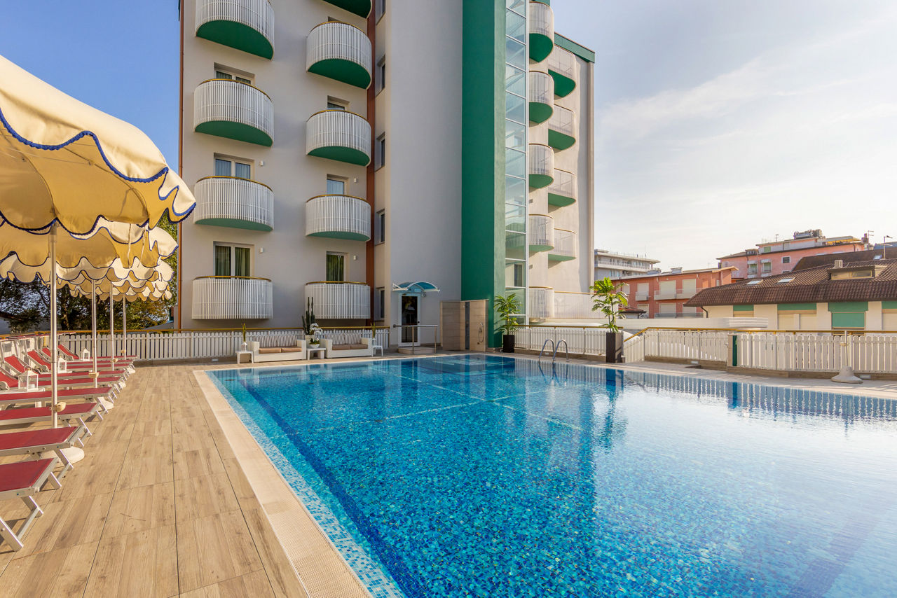 Salus Smart & Chic Hotel